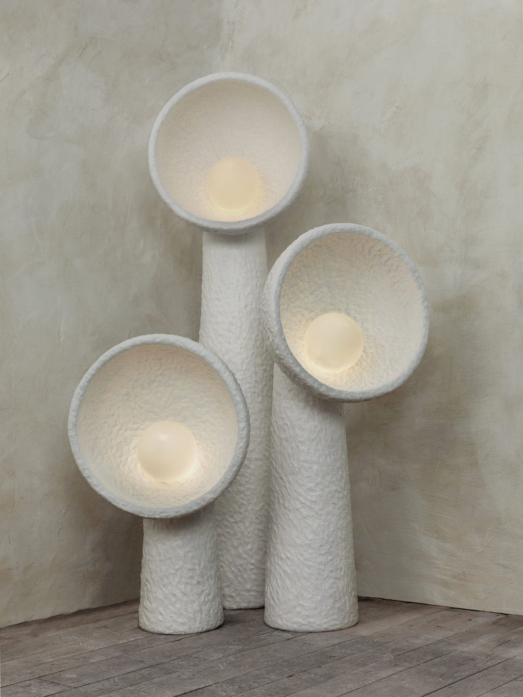 Echo Sculptural Floor Light, Floor Lamp, detail 2