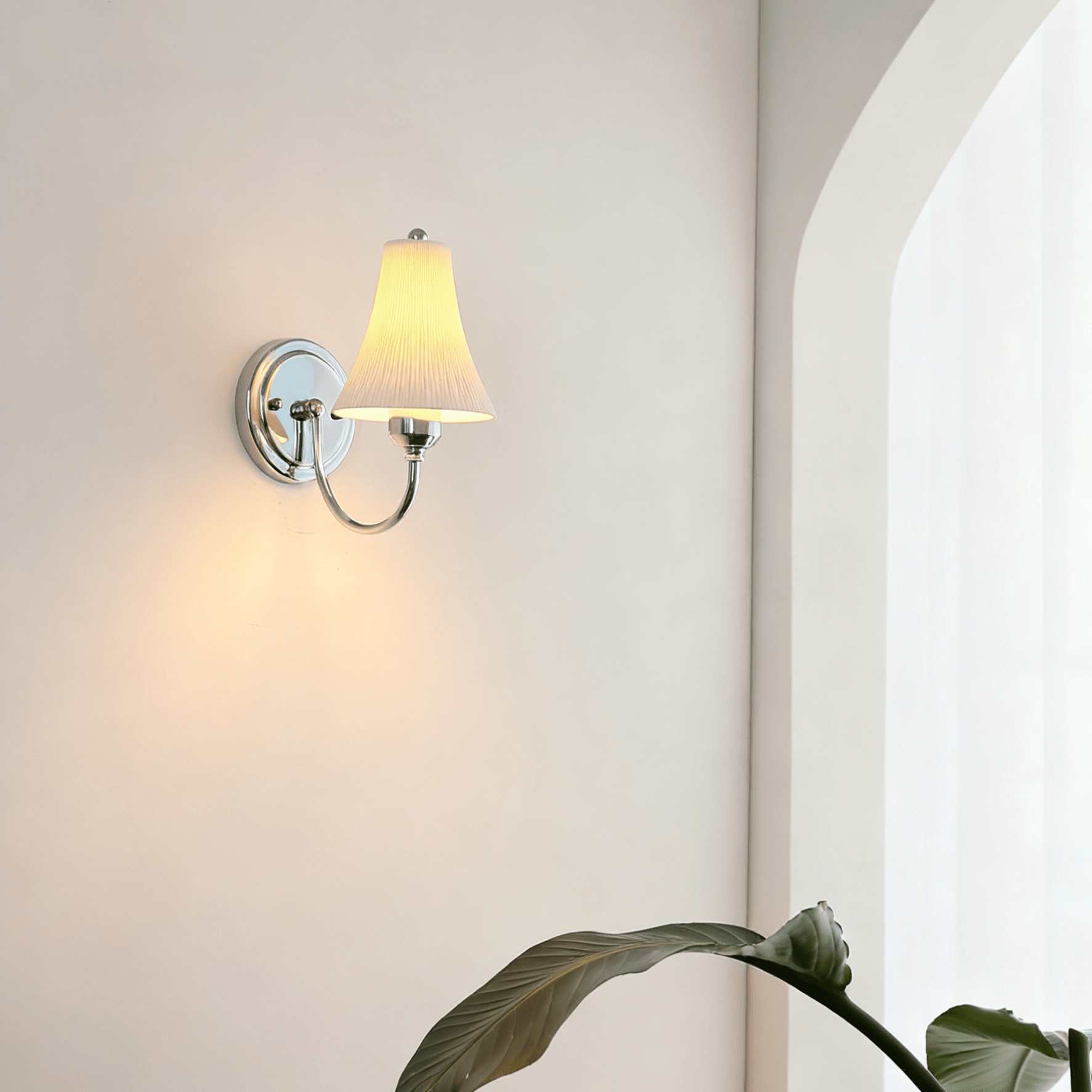 Slim Waist Wall Light, Hardwired Wall Sconce, detail 4