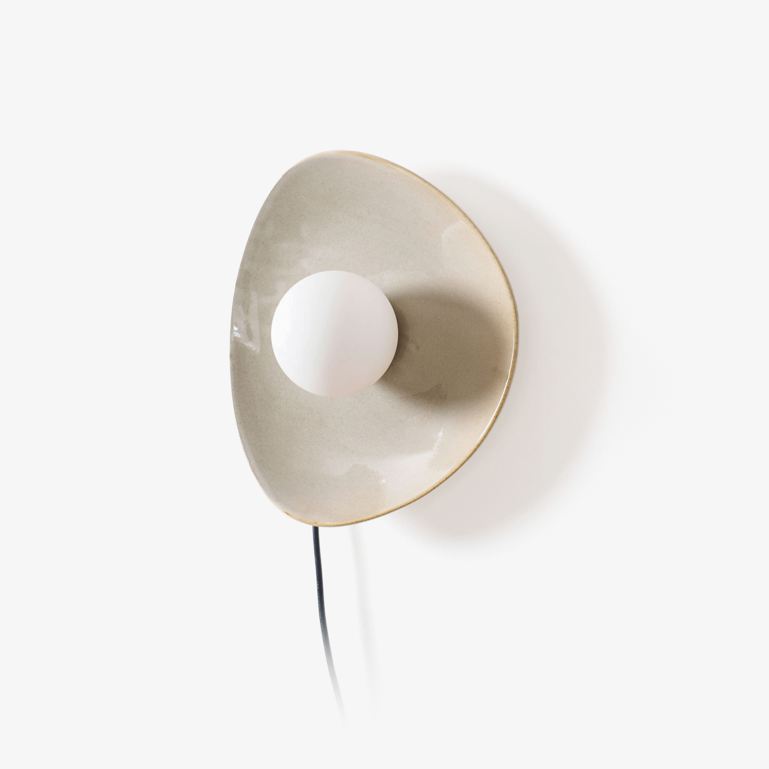 Pebble Disc Plug-In Wall Light, Plug-In Wall Sconce, detail 2