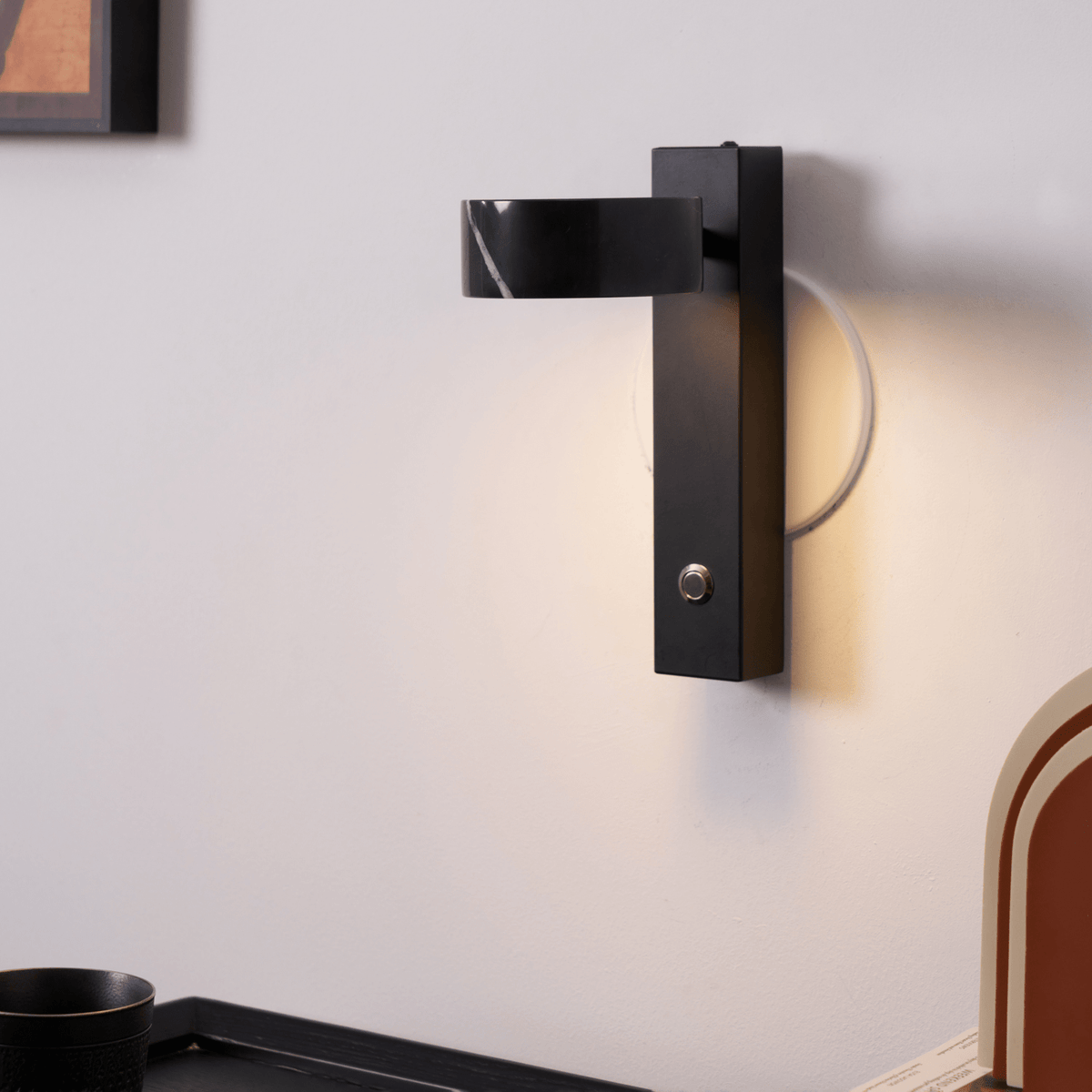 Traviso Solo Wall Light, Hardwired Wall Sconce, detail 4