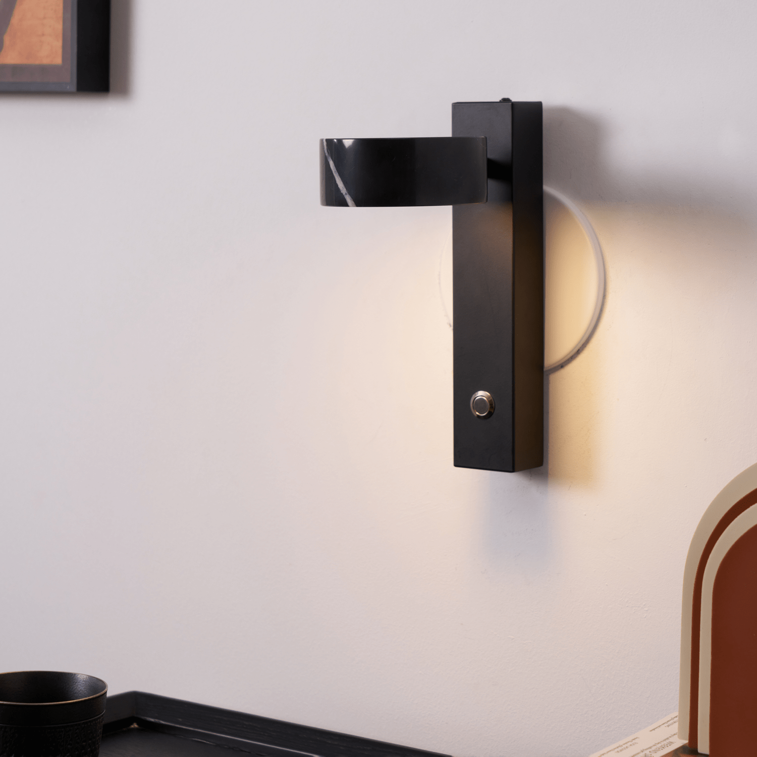Traviso Solo Wall Light, Hardwired Wall Sconce, detail 4