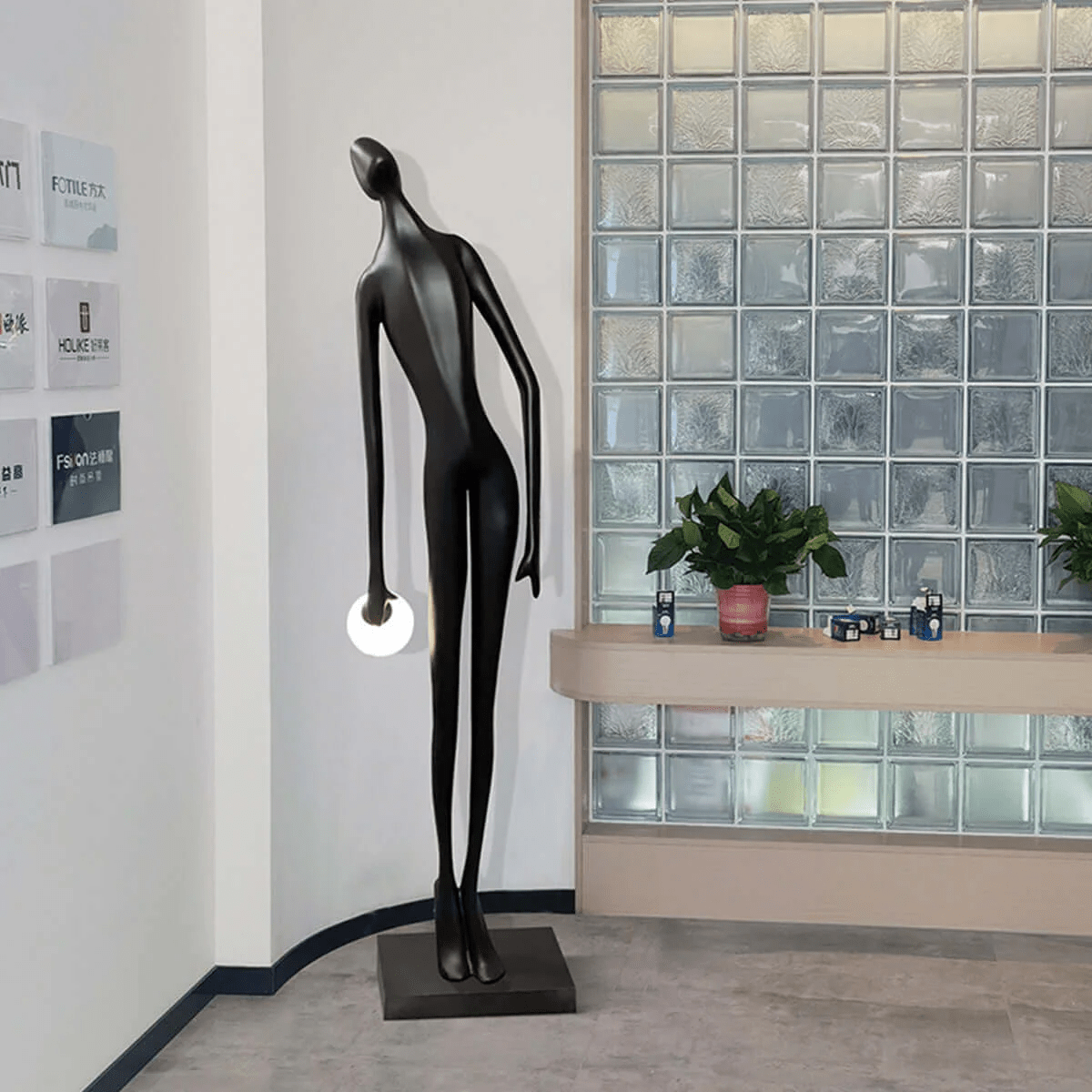 Noir Muse Sculpture Floor Light, Floor Lamp, detail 6