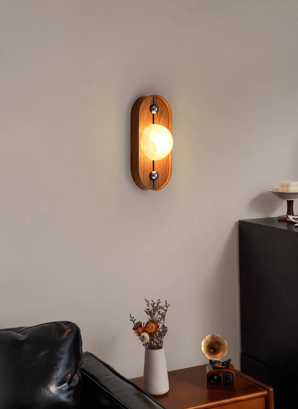 Koyan Alabaster Wall Light, Hardwired Wall Sconce, detail 8