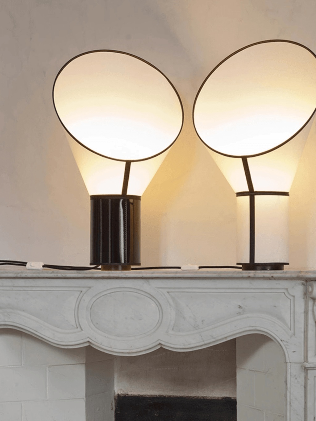Artful Outline Table Light, Bedside Table Lamp, detail 15