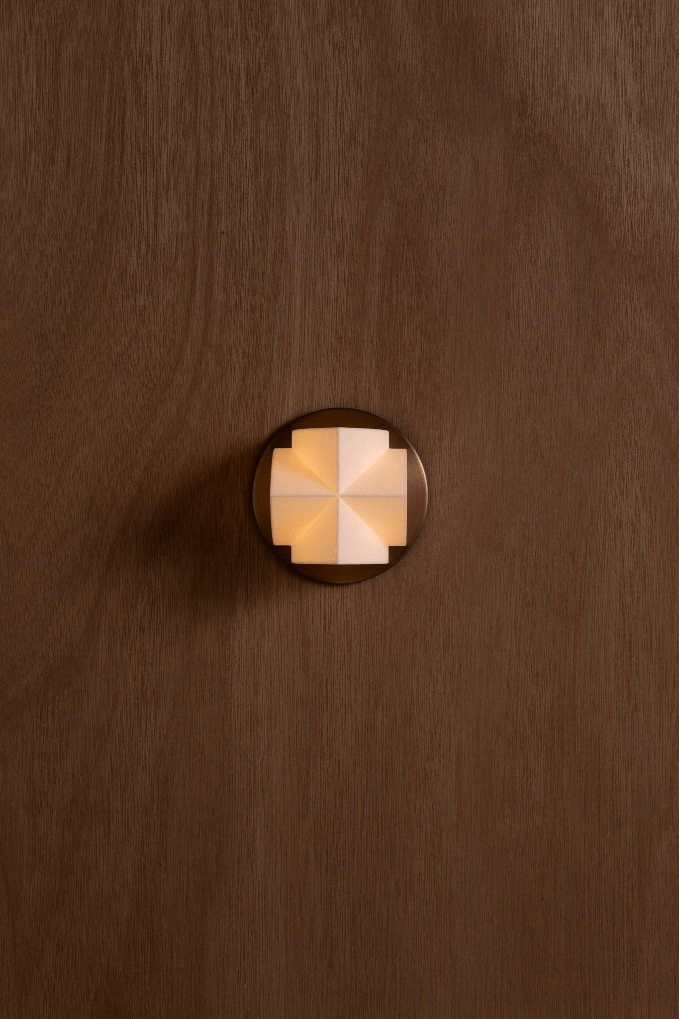 Naala Wall Light, Hardwired Wall Sconce, detail 4