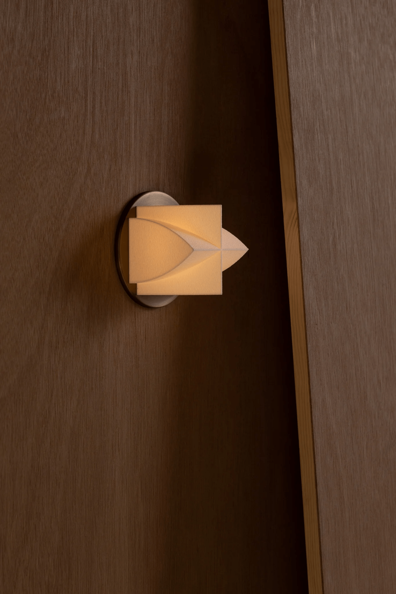 Naala Wall Light, Hardwired Wall Sconce, detail 6