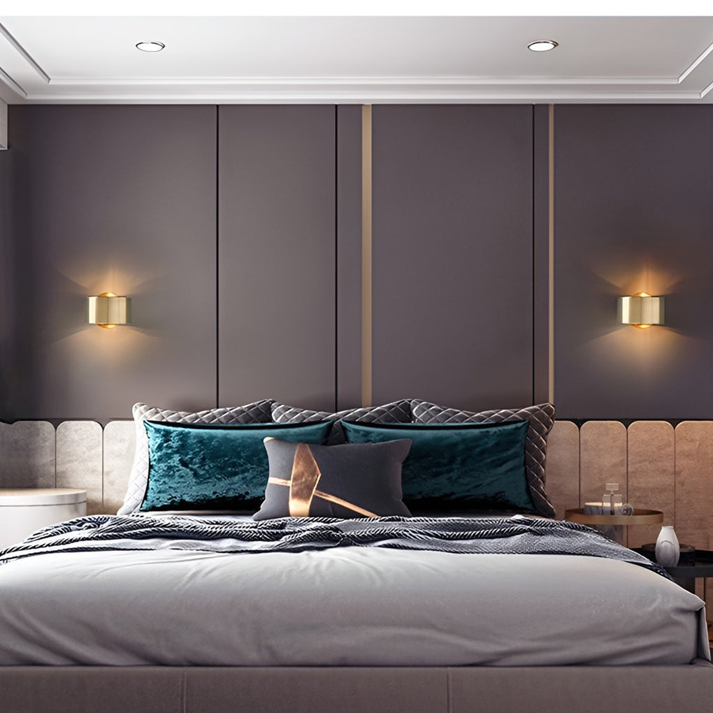 Circular Up and Down Lights Gold Nordic Wall Light, Bedroom Wall Sconce, detail 3