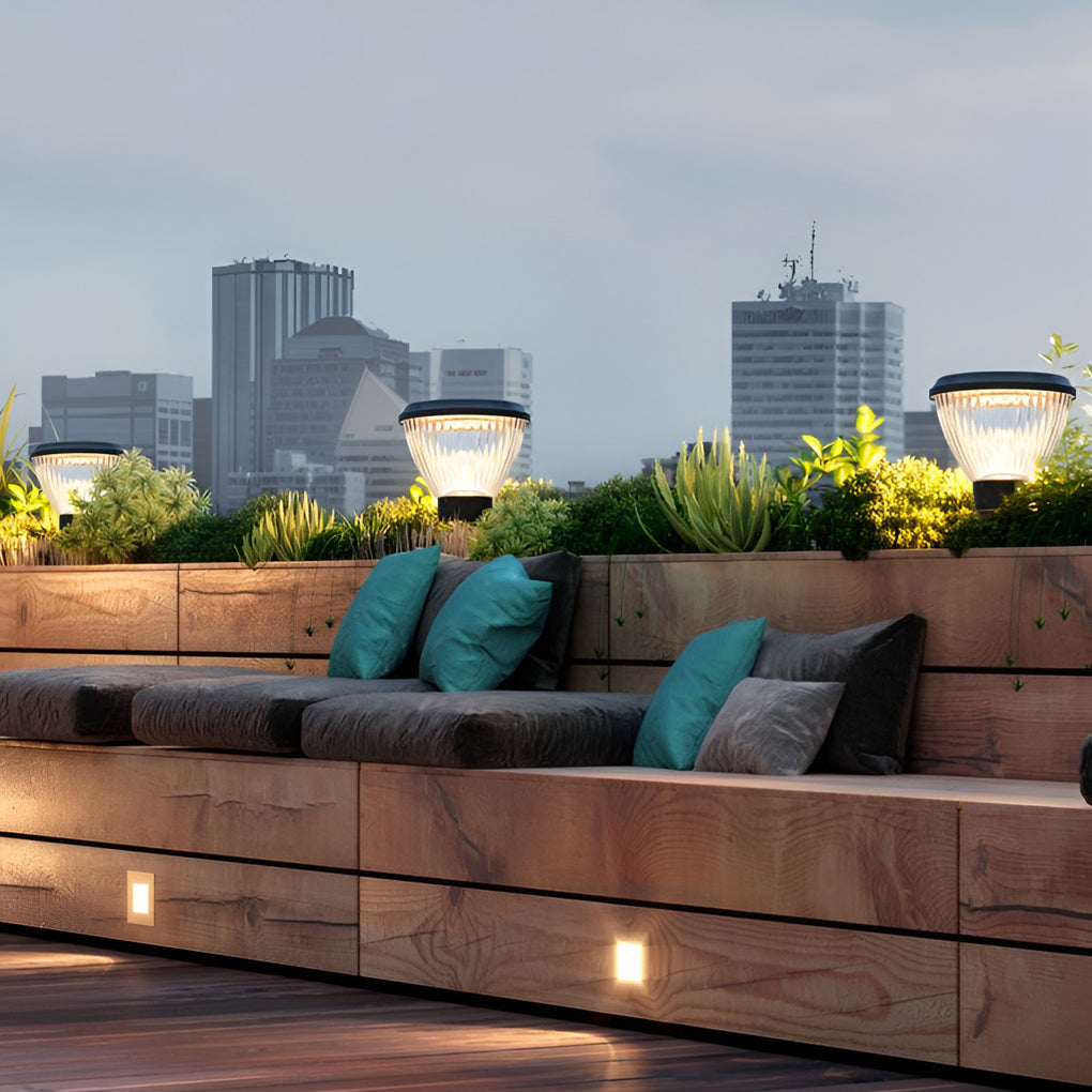 Circular LED Fast Charging Black Contemporary Solar Post Caps Lights Pillar Light, Outdoor Wall Light, detail 3
