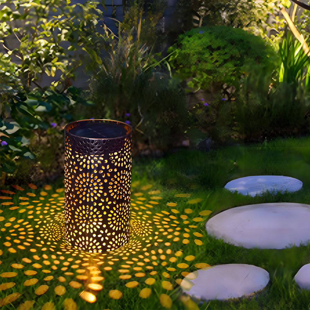 7.3-Inch H Metal Cut-Out Solar Exterior Lantern, Outdoor Wall Light, 3.9"