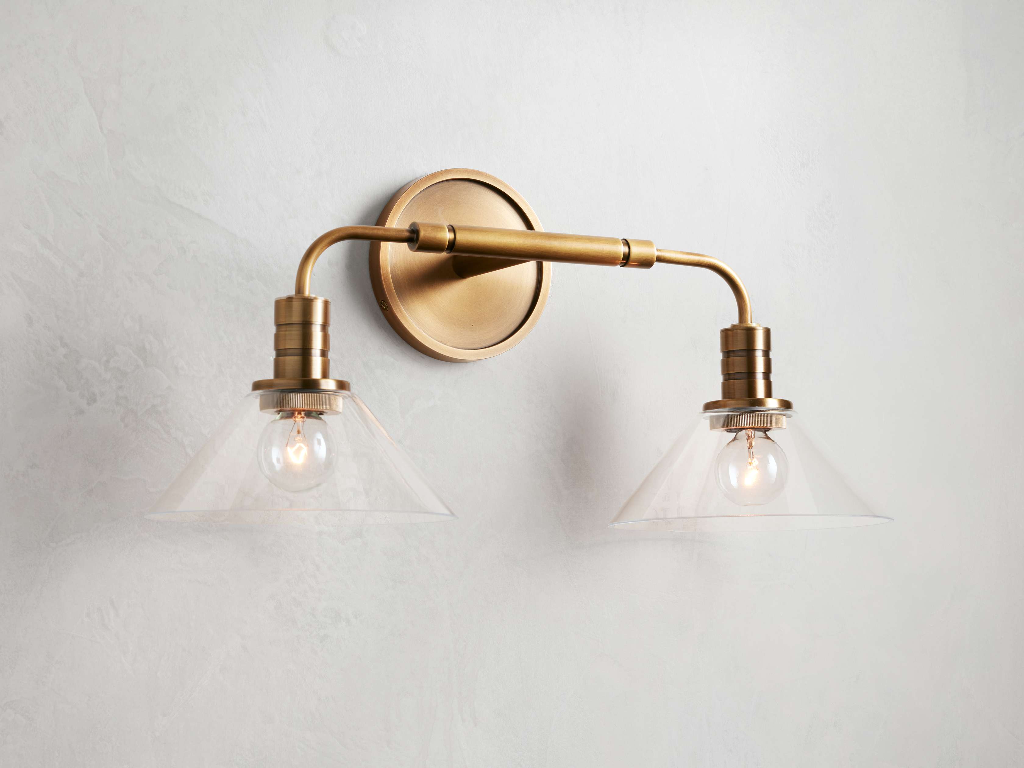 Theron Double Wall Light, Hardwired Wall Sconce, Dimensions 20"