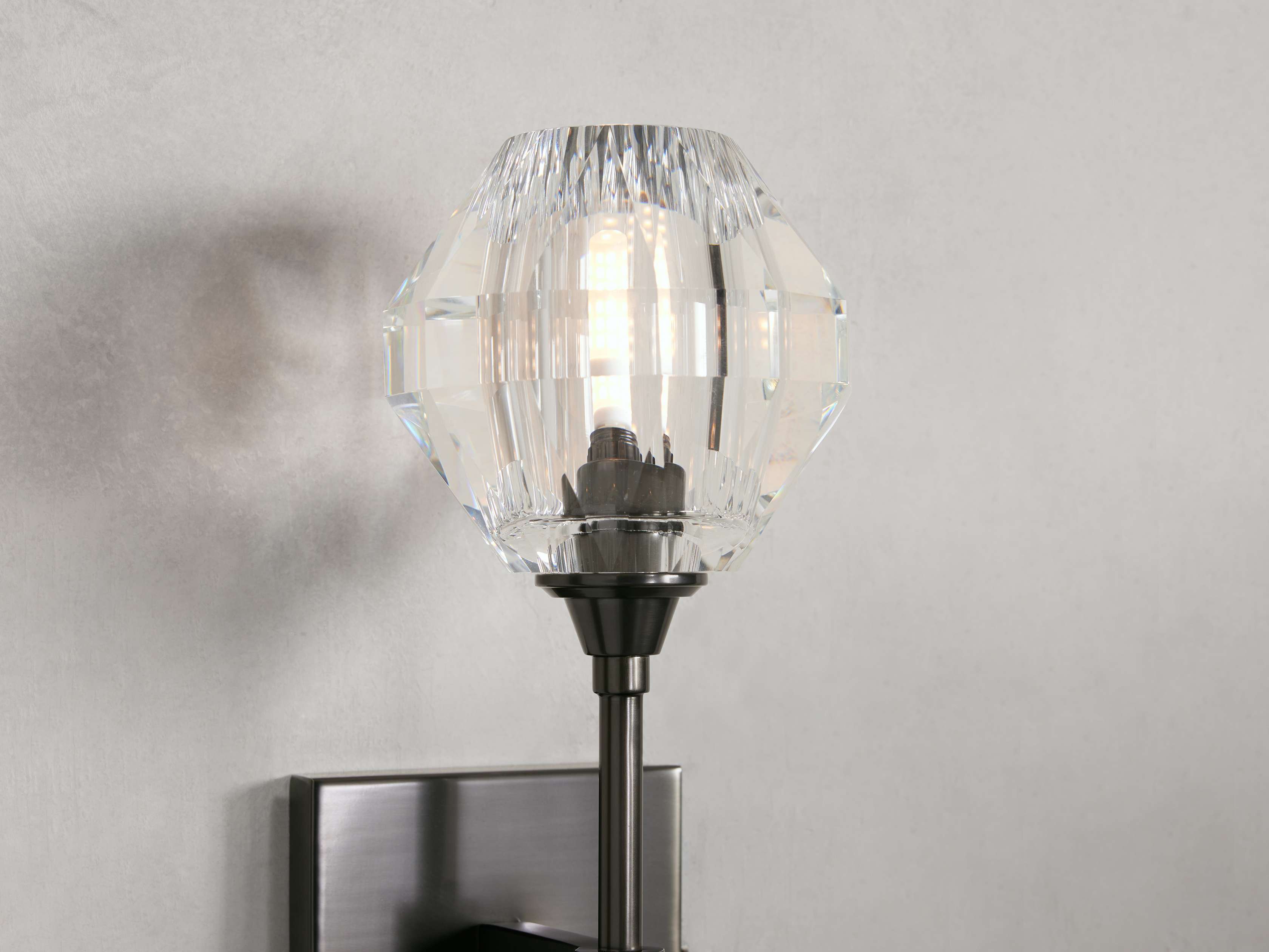 Amoroso Wall Light, Hardwired Wall Sconce, detail 3
