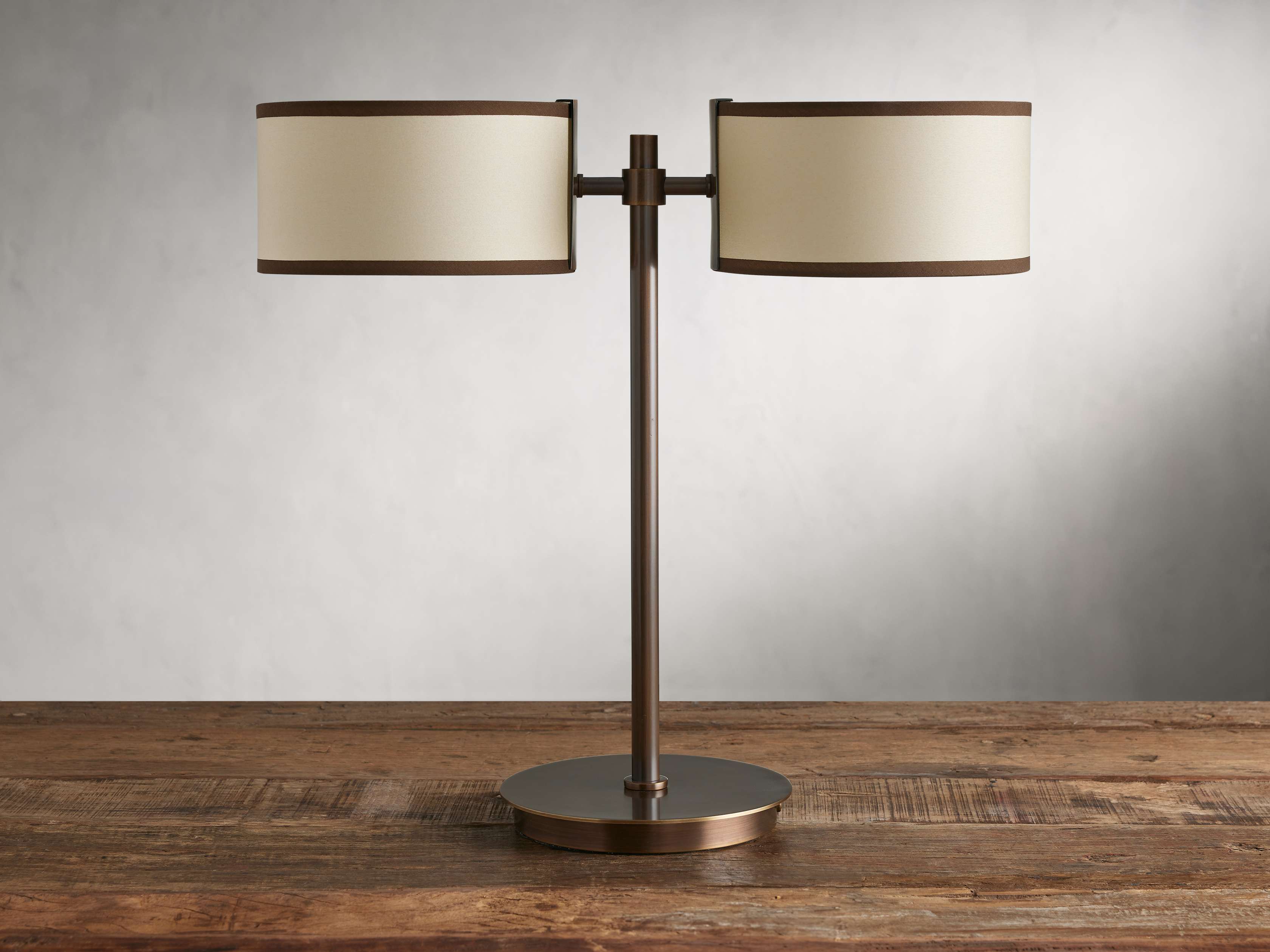 Daphne 2-Light Table Light, Bedside Table Lamp, detail 2