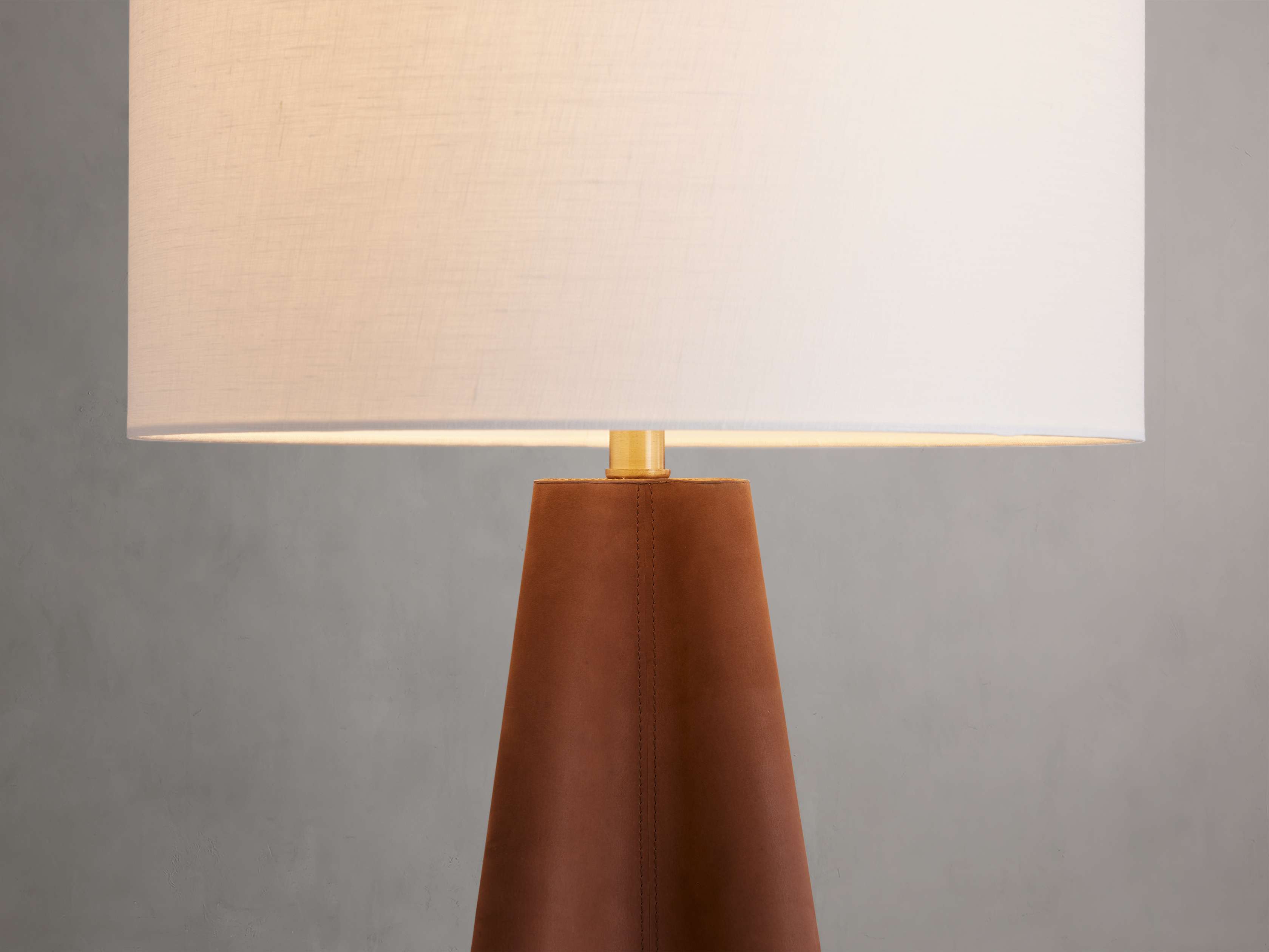 Volant Table Light, Bedside Table Lamp, detail 9