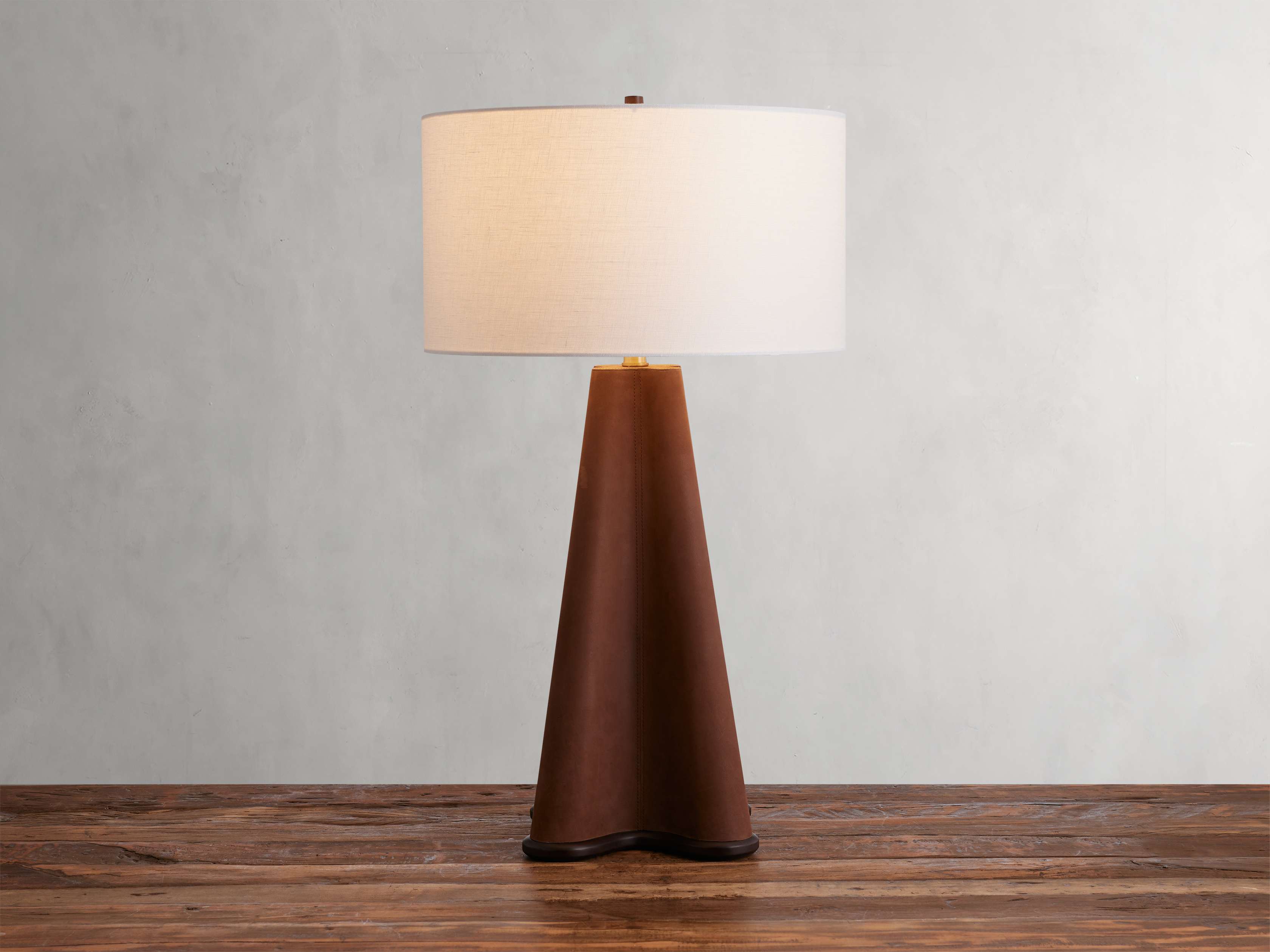 Volant Table Light, Bedside Table Lamp, detail 3