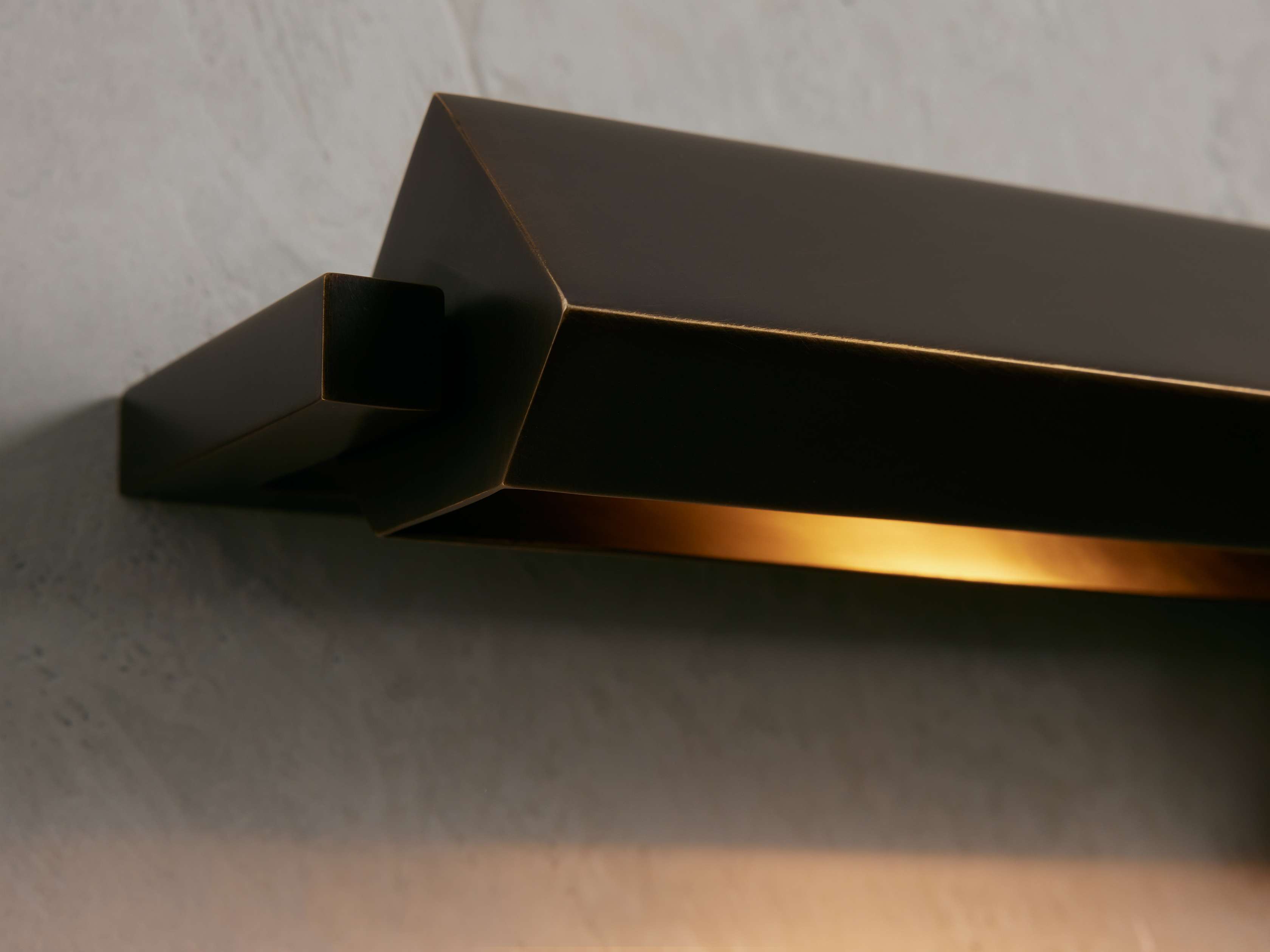 Iron Zaeden Picture Light, Hardwired Wall Sconce, detail 4