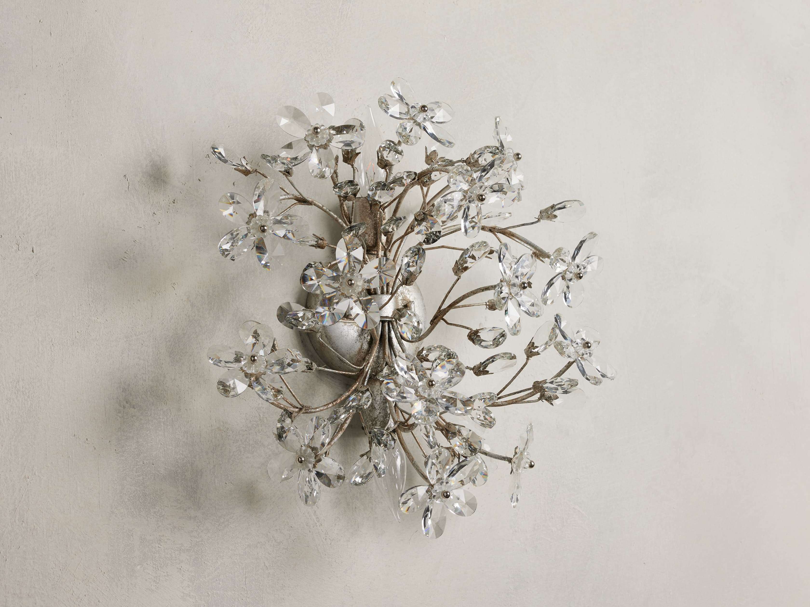 Fiore Wall Light, Hardwired Wall Sconce, detail 14