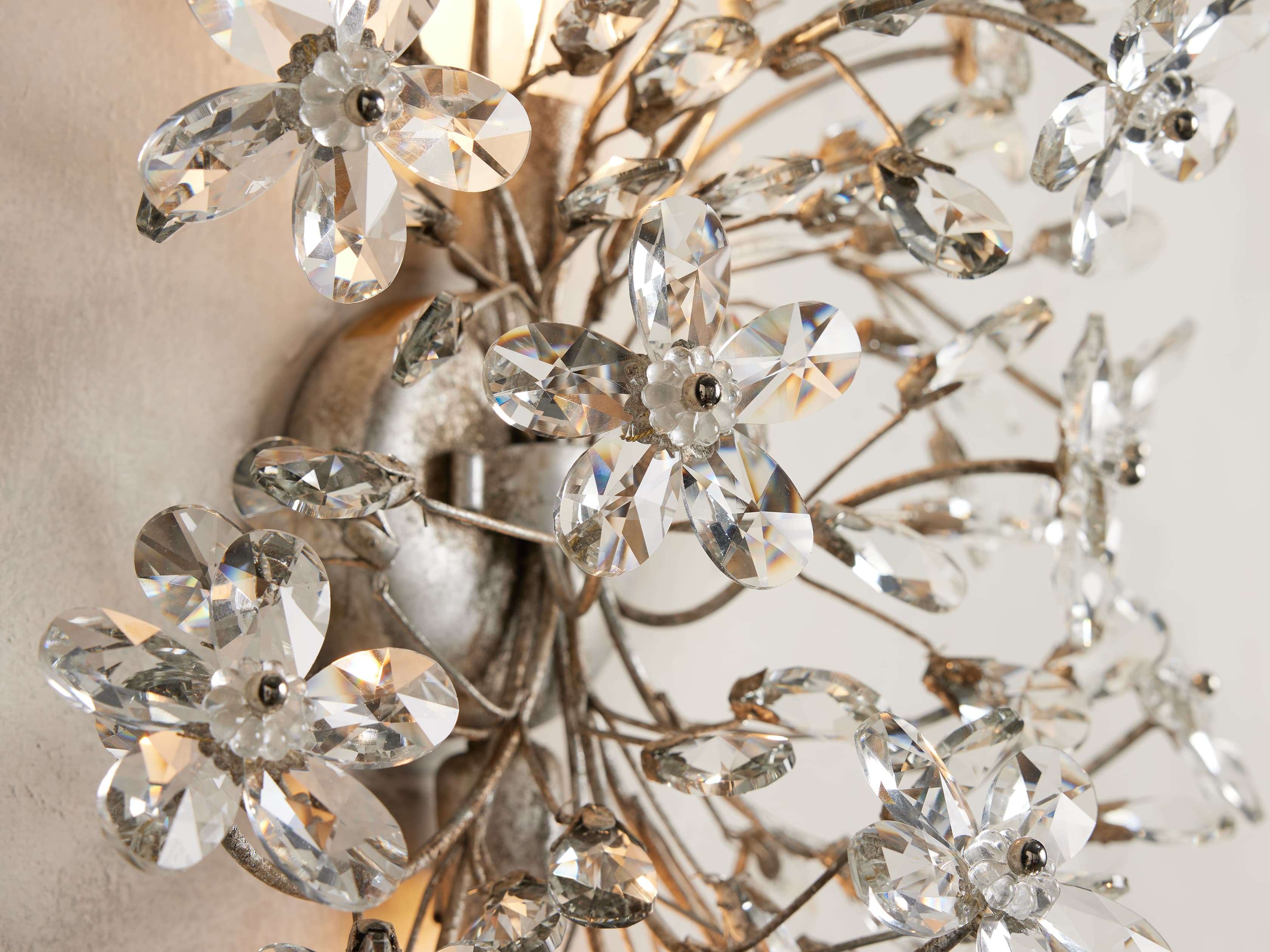 Fiore Wall Light, Hardwired Wall Sconce, detail 16