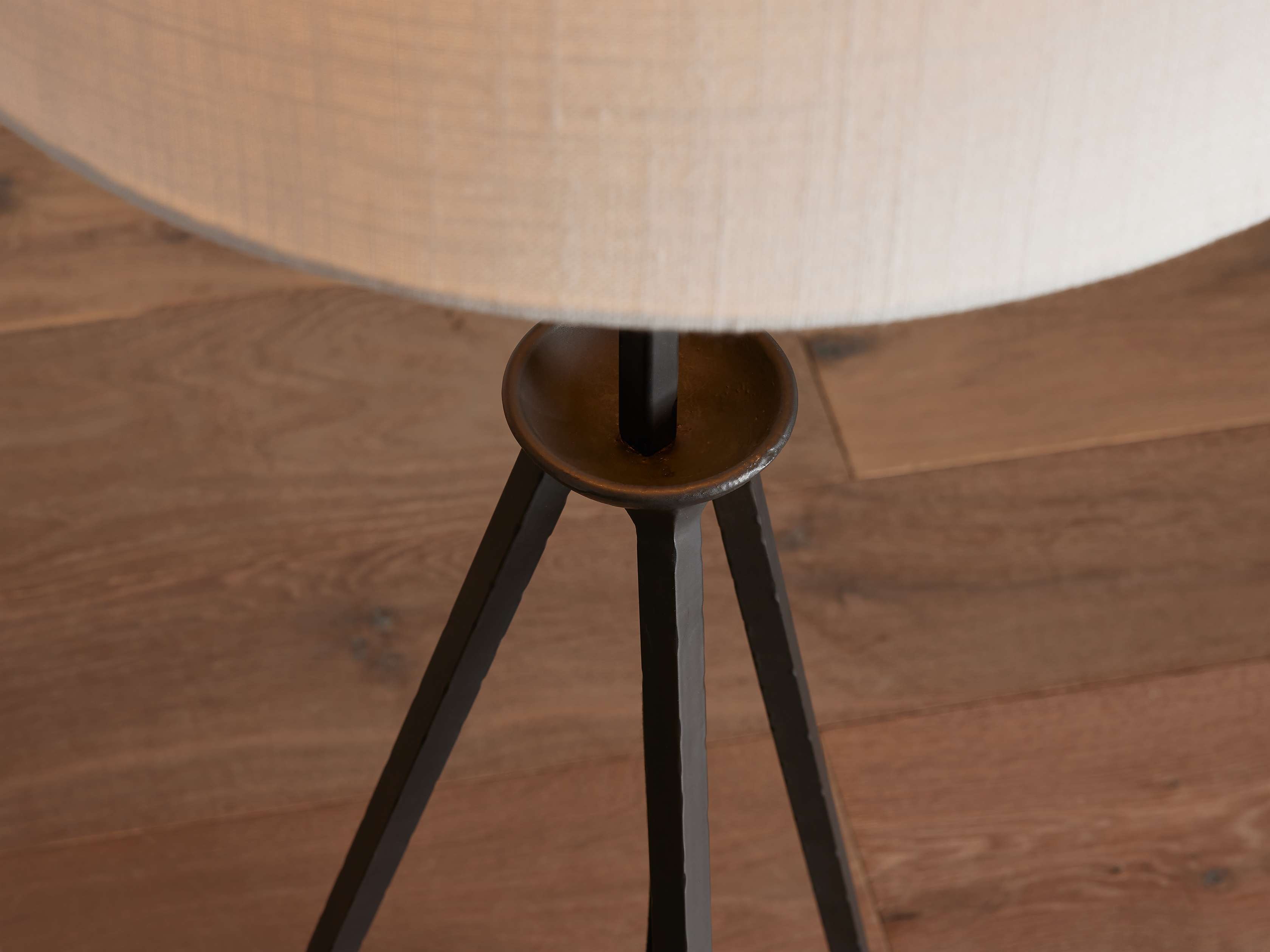 Iain Floor Light, Floor Lamp, detail 3