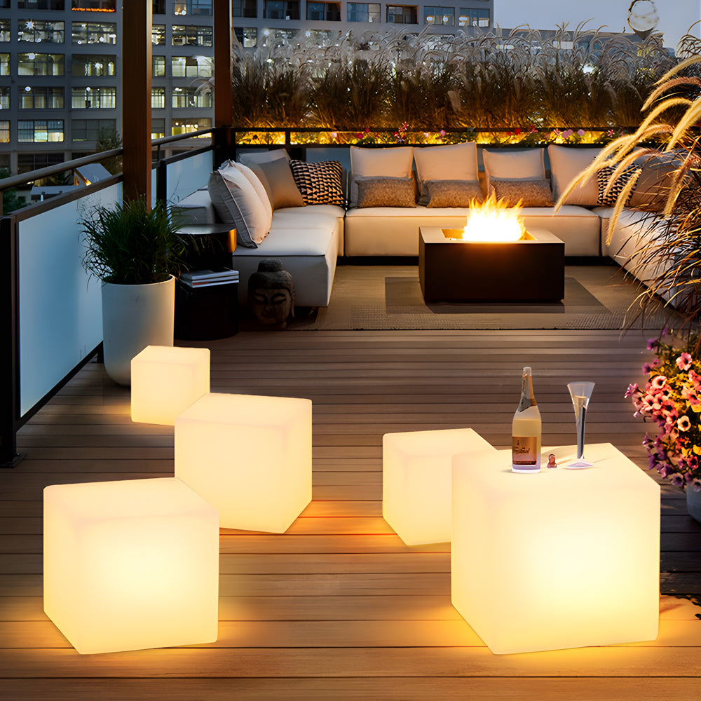 Waterproof Luminous Square Cubes LED White USB Solar Exterior Floor Light, Outdoor Wall Light, PC, 11.8"