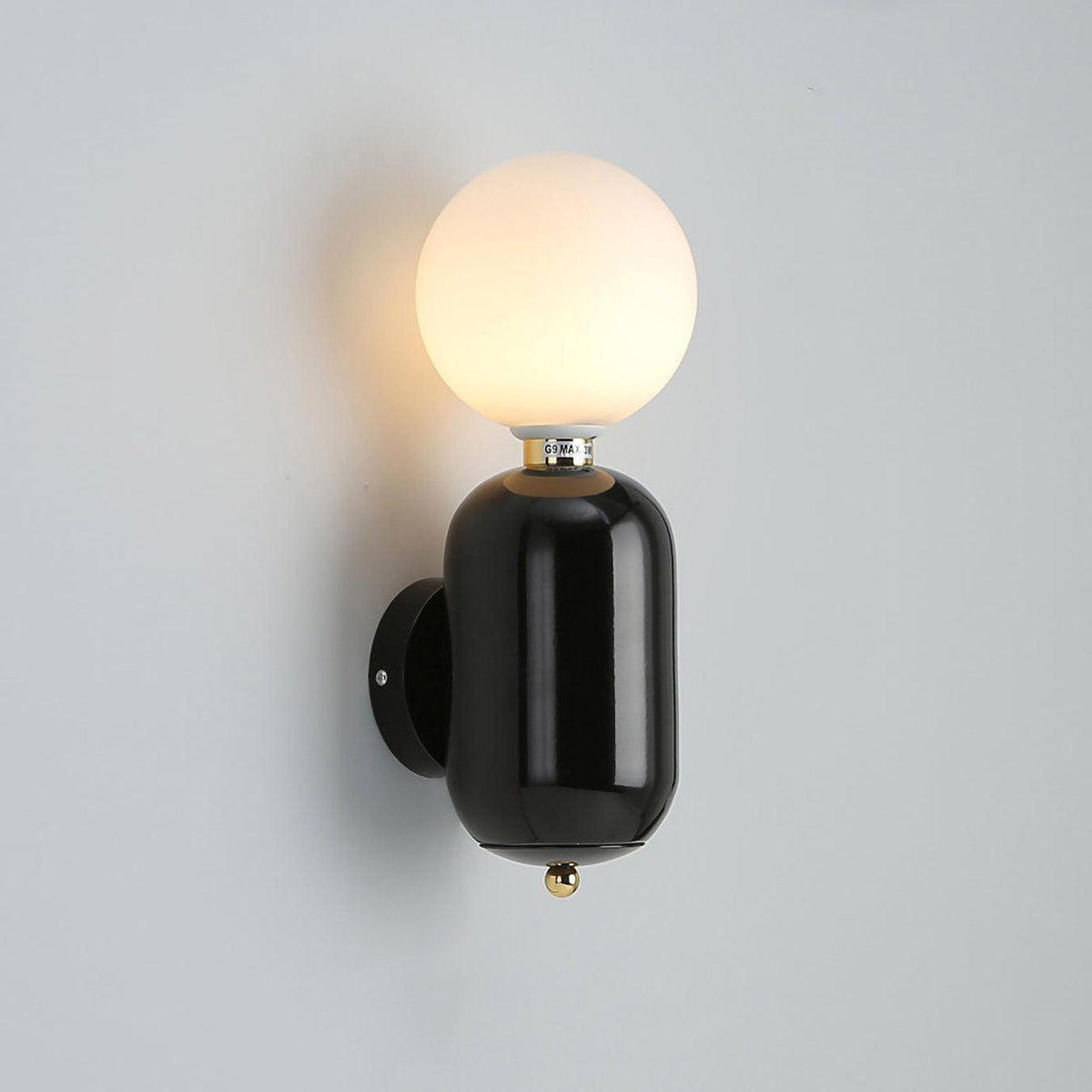 Kade Wall Light, Hardwired Wall Sconce, detail 2
