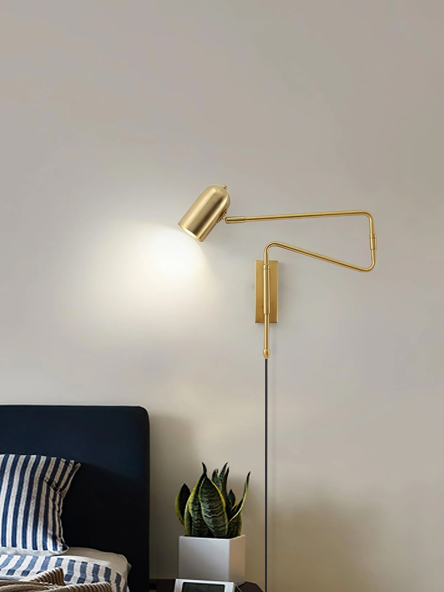 Adjustable Arm Plug-In Wall Light, Plug-In Wall Sconce, detail 4