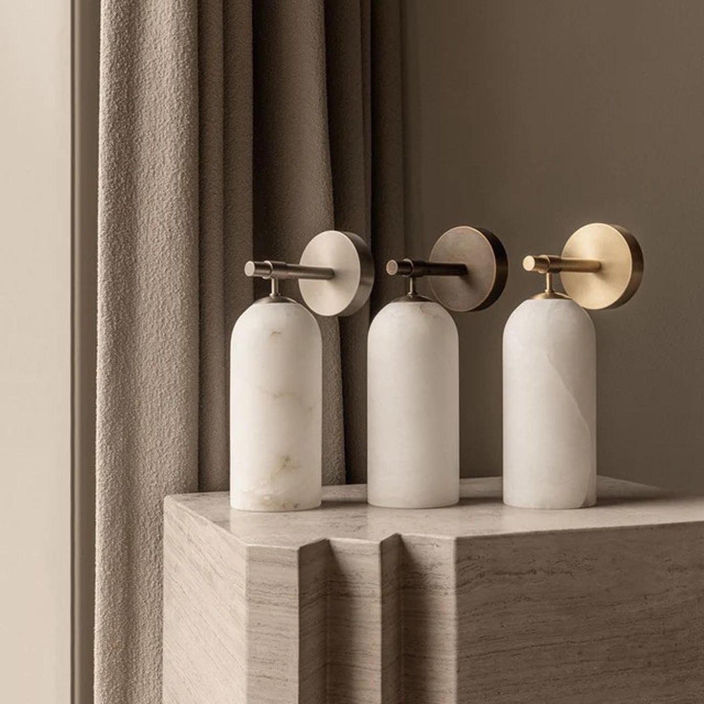 Alabaster Pillar Alabaster Wall Light - Dia 8cm x H 18cm Metal, Hardwired Wall Sconce, detail 4
