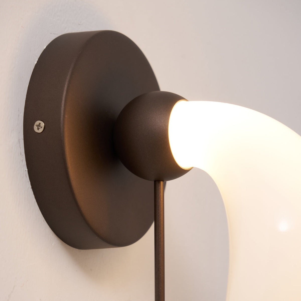 Alabris Wall Light, Hardwired Wall Sconce, detail 26