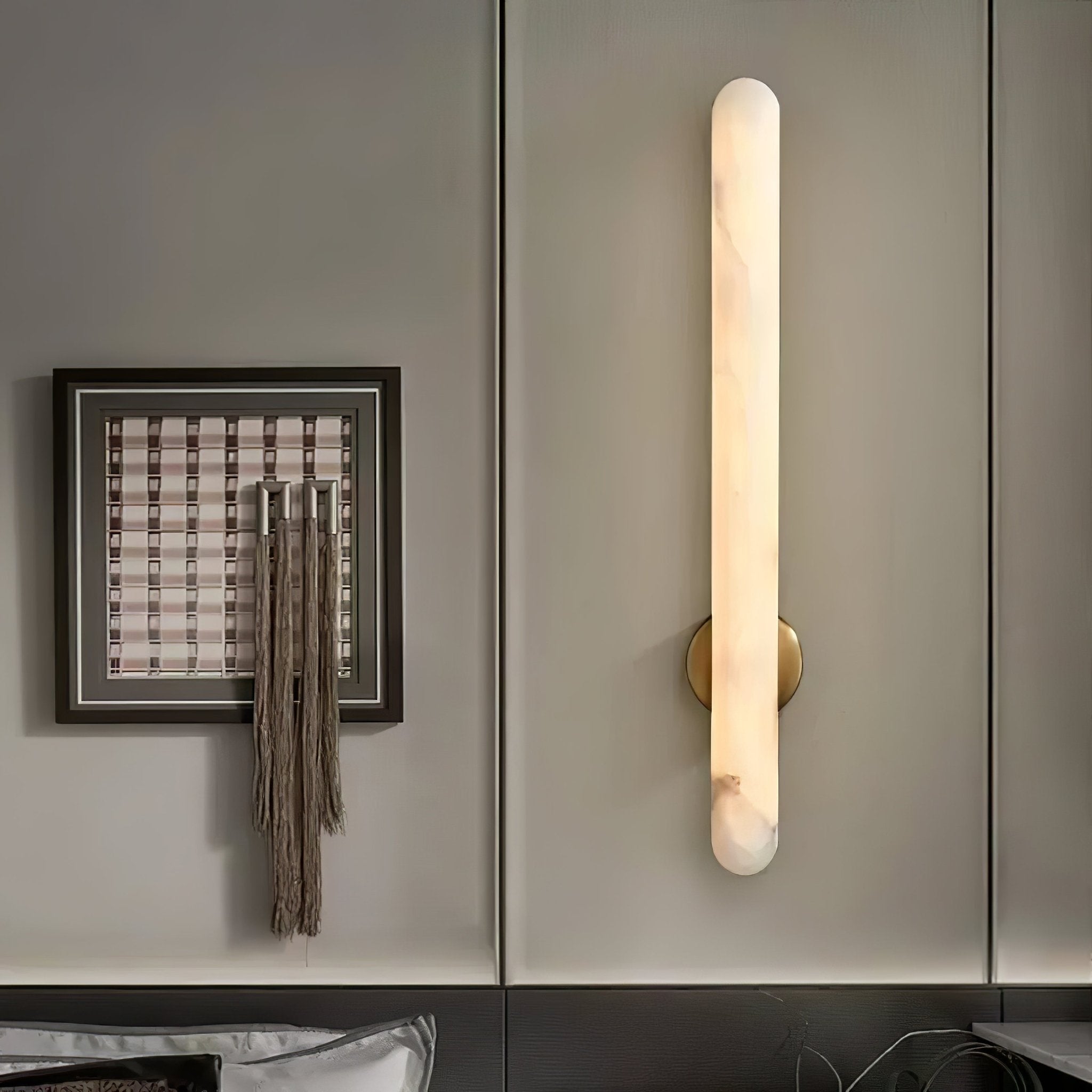 Alunari Alabaster Wall Light, Hardwired Wall Sconce, detail 3