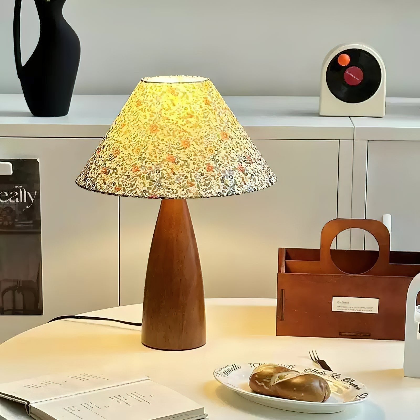 Amelia Blossom Table Light, Bedside Table Lamp, detail 4