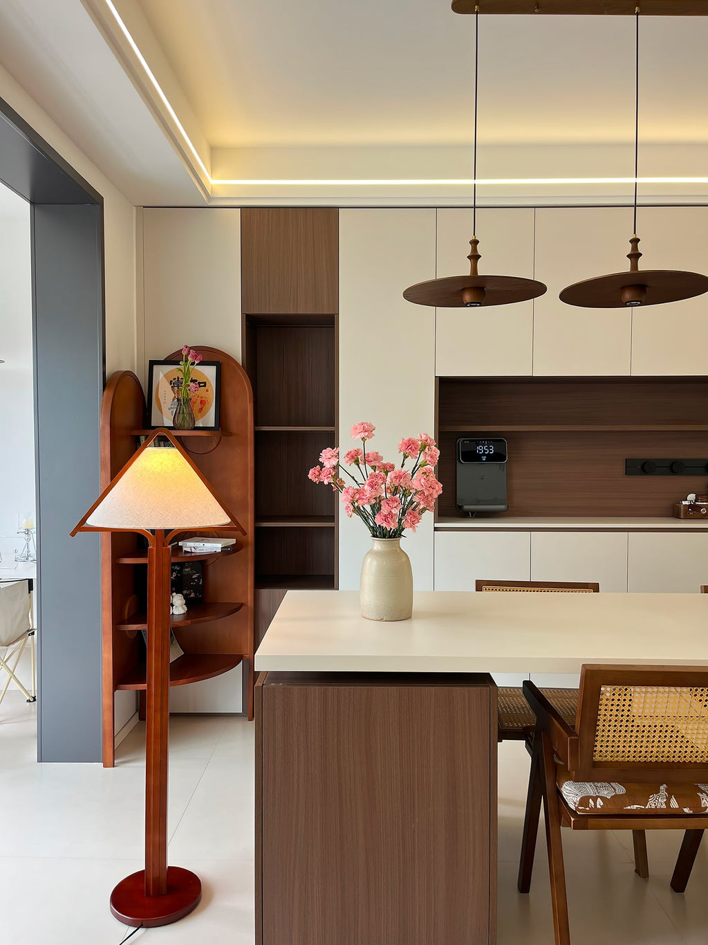 Apex Triangle Shade Floor Light, Floor Lamp, detail 21