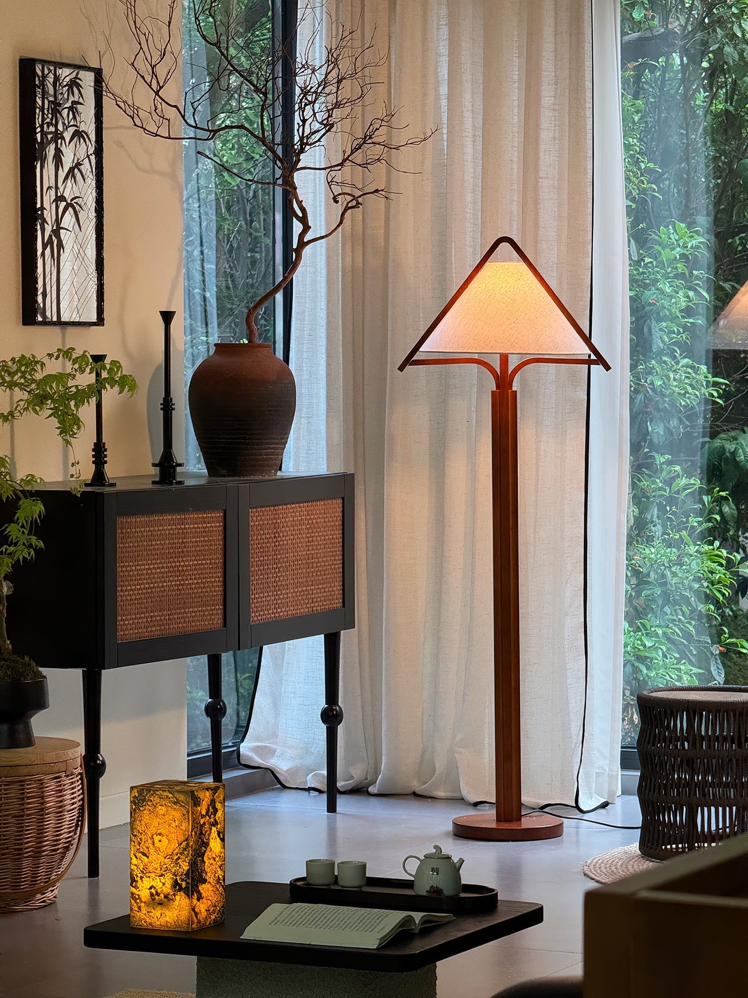 Apex Triangle Shade Floor Light, Floor Lamp, detail 32