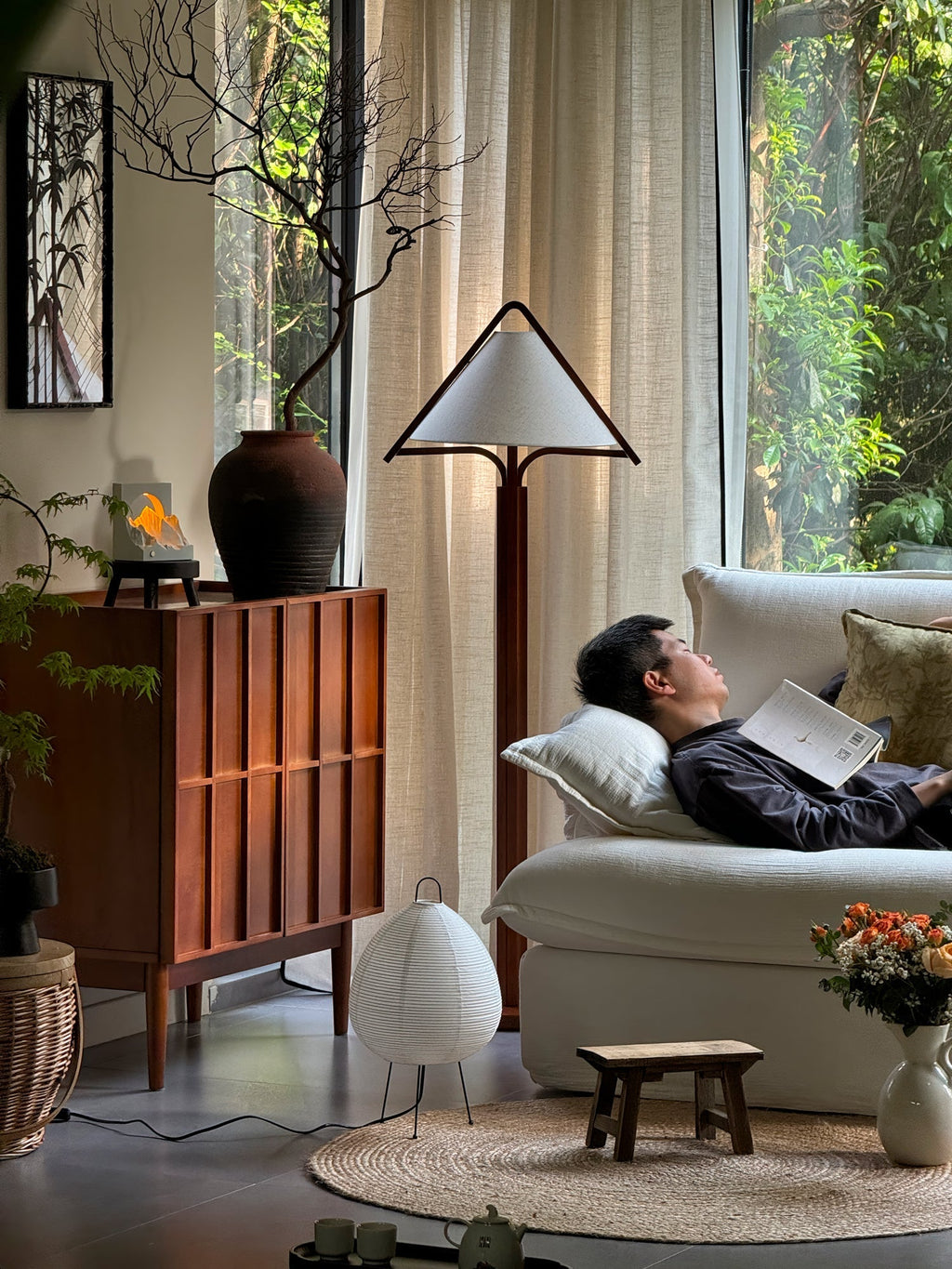 Apex Triangle Shade Floor Light, Floor Lamp, detail 8