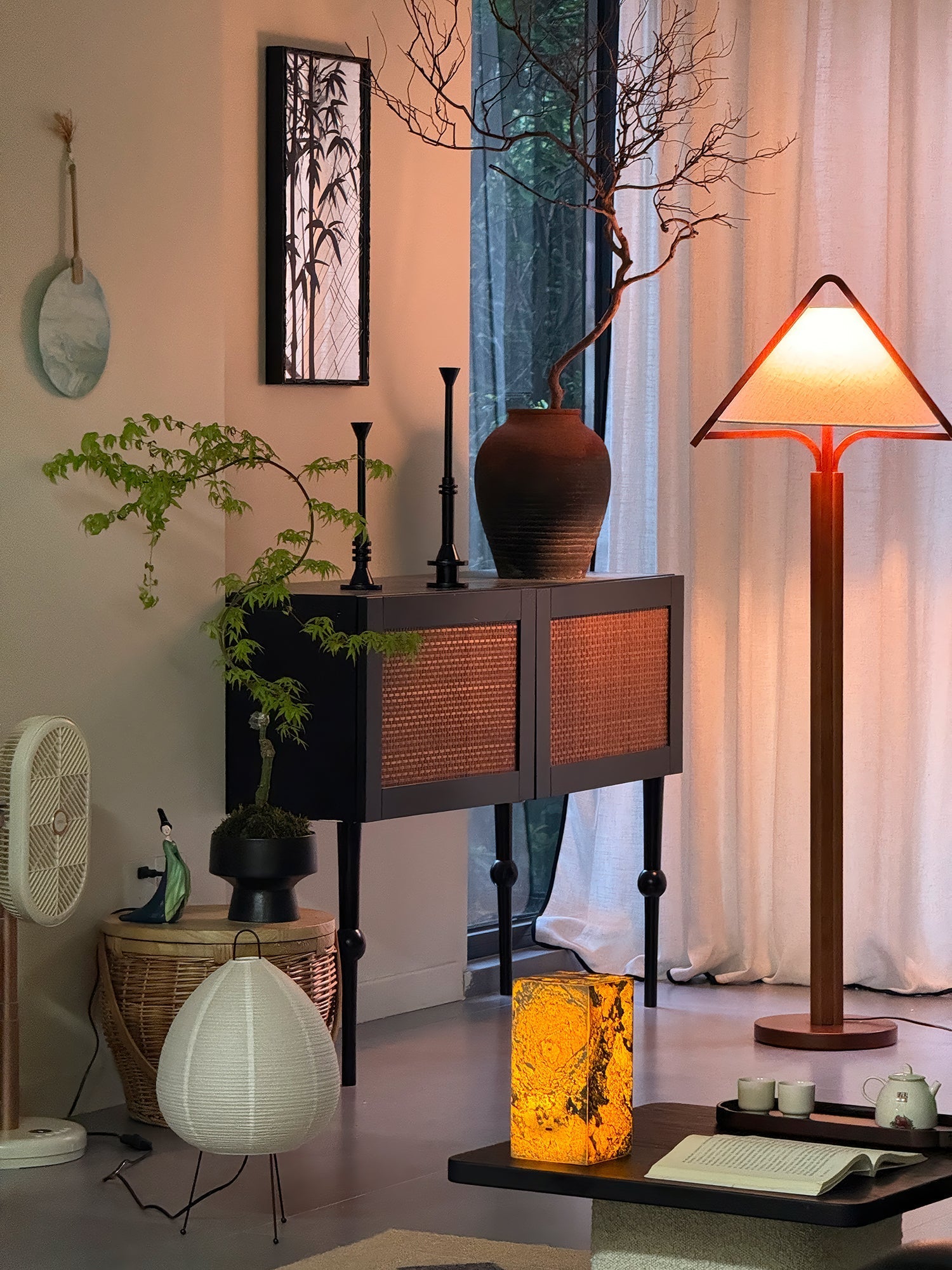 Apex Triangle Shade Floor Light, Floor Lamp, detail 11