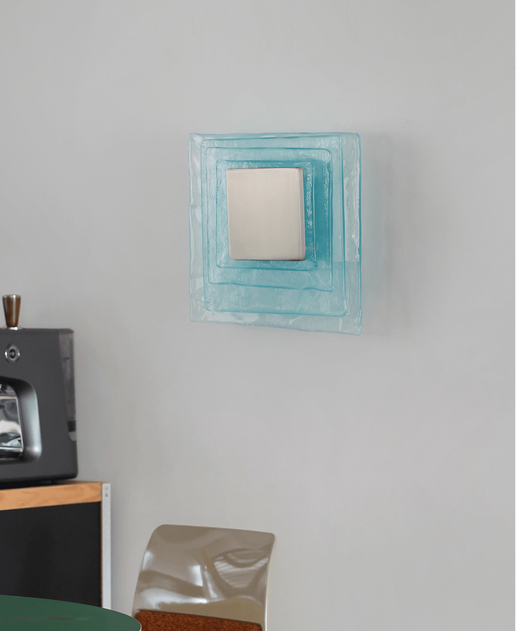 Aqua Cascade Wall Light, Hardwired Wall Sconce, detail 3