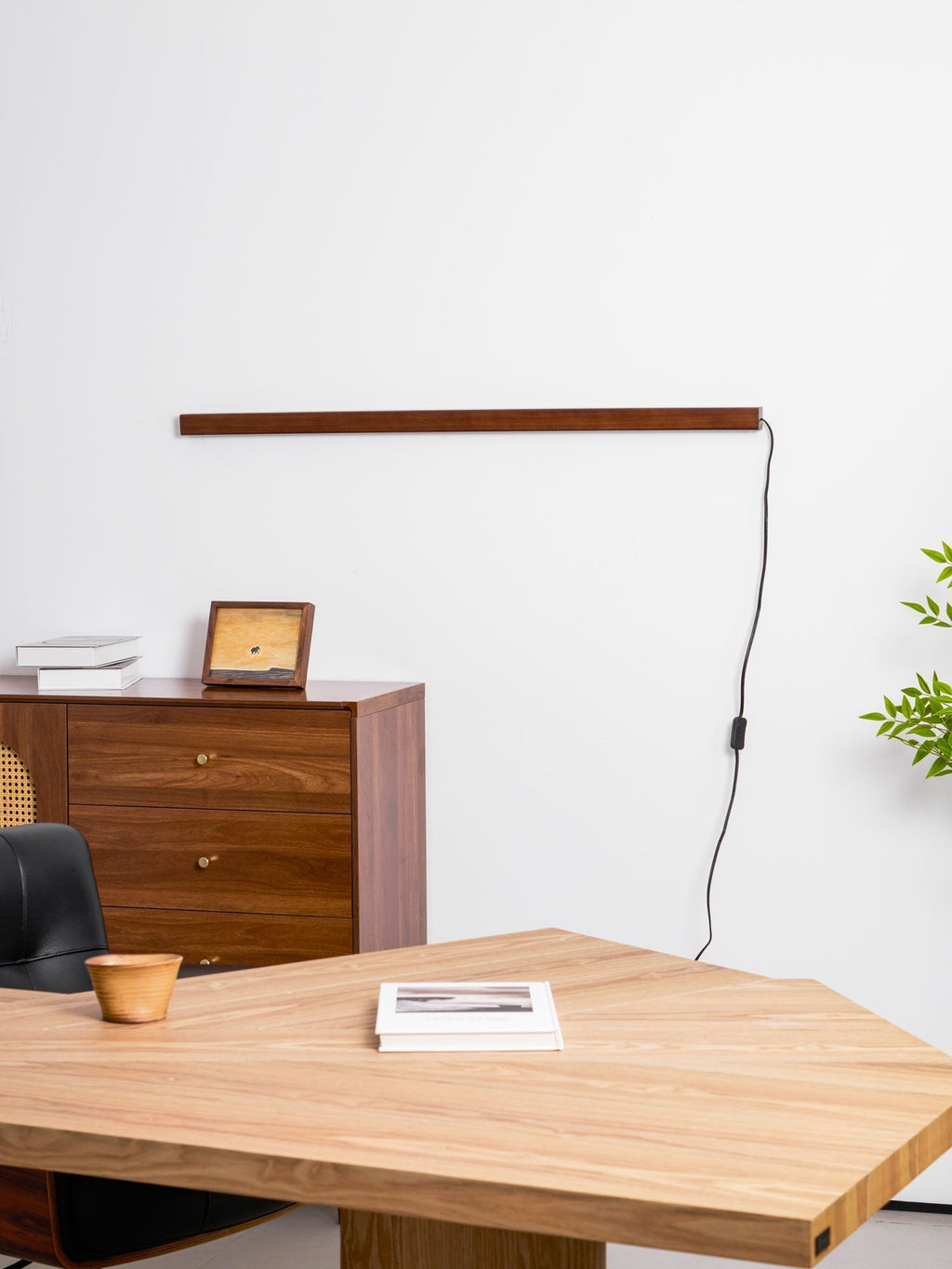 Arlo Linear Wood Plug-In Wall Light, Plug-In Wall Sconce, detail 14