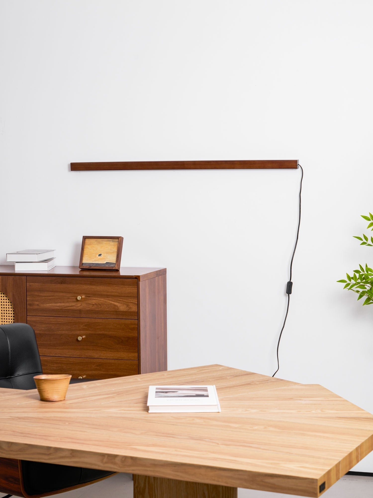 Arlo Linear Wood Plug-In Wall Light, Plug-In Wall Sconce, detail 14