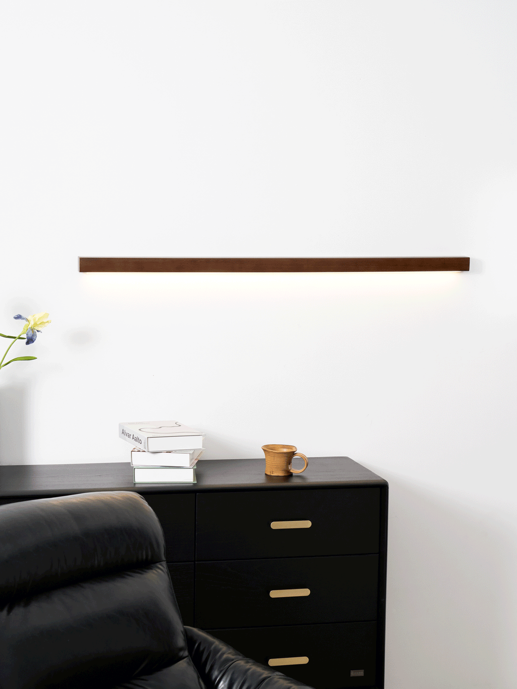 Arlo Linear Wood Wall Light, Hardwired Wall Sconce, detail 25