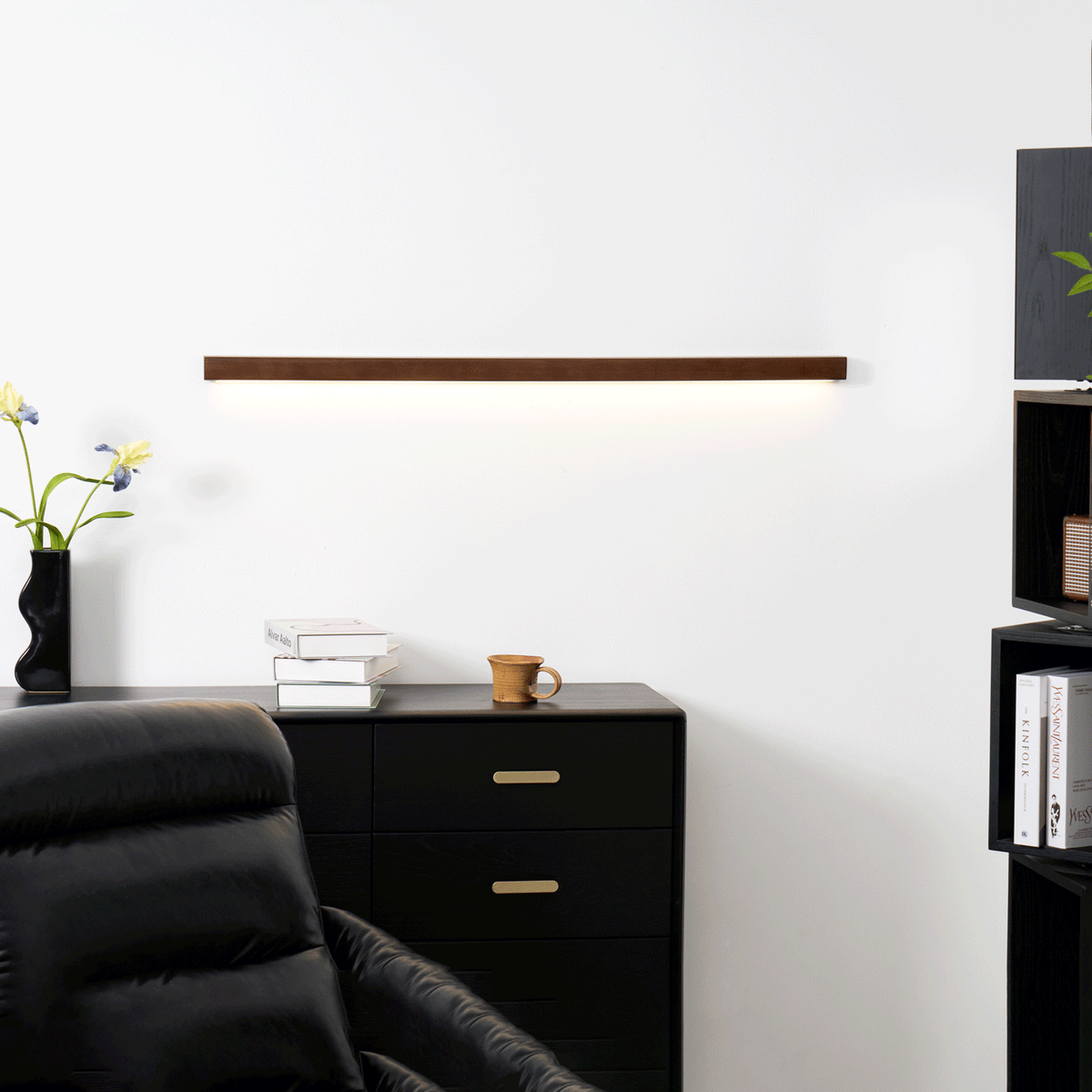 Arlo Linear Wood Wall Light, Hardwired Wall Sconce, detail 12