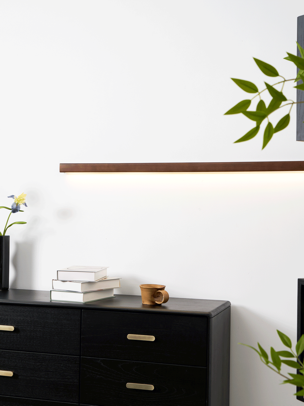 Arlo Linear Wood Wall Light, Hardwired Wall Sconce, detail 28