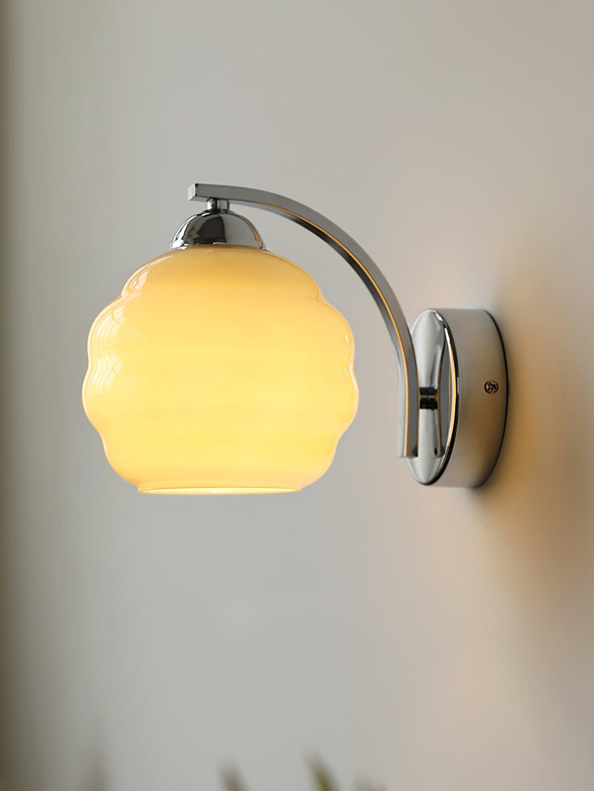 Art Deco Vintage Wall Light, Hardwired Wall Sconce, detail 4