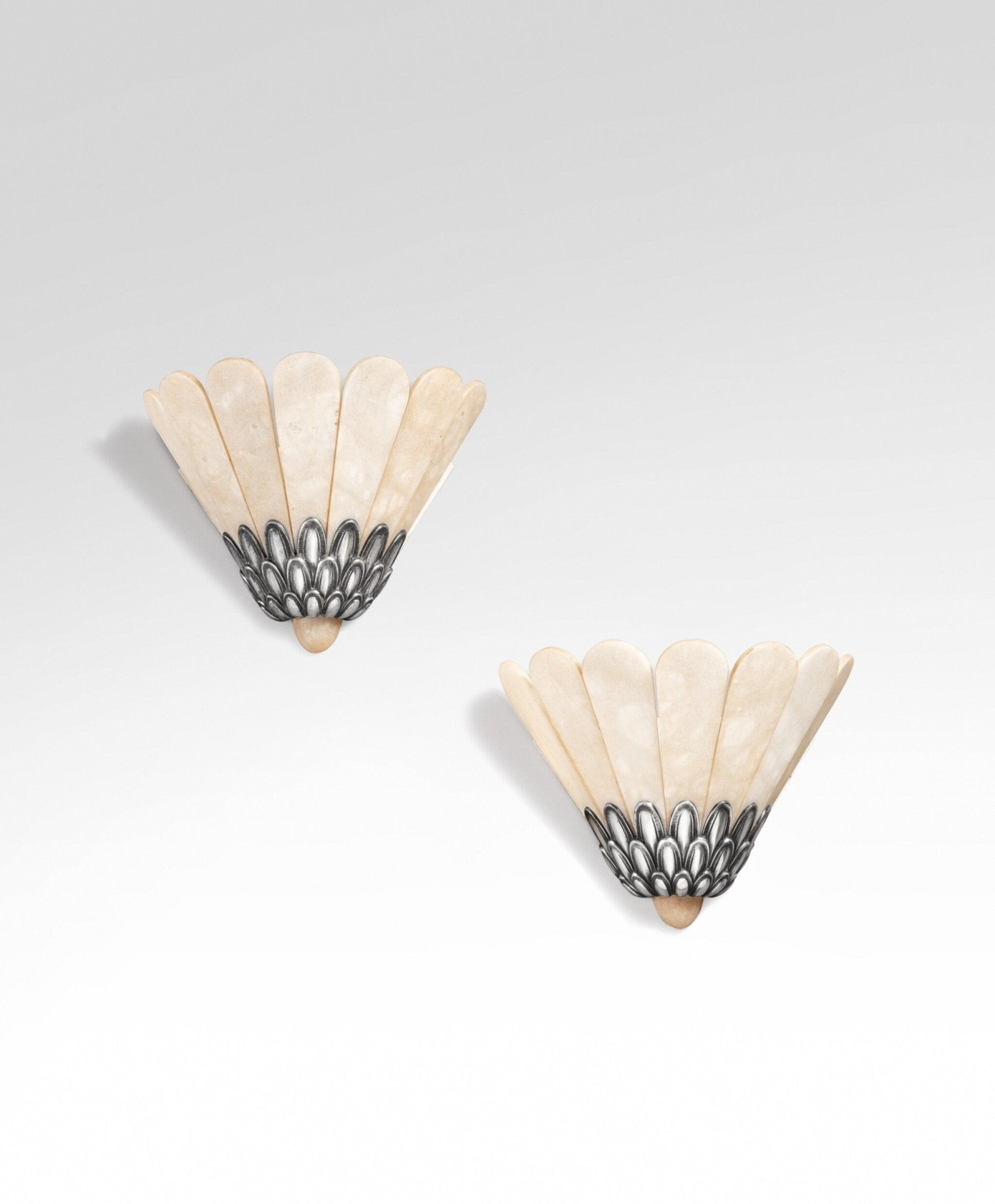 Artoria Petal Alabaster Wall Light - Dia 31cm x H 28cm Alabaster, Hardwired Wall Sconce, detail 13