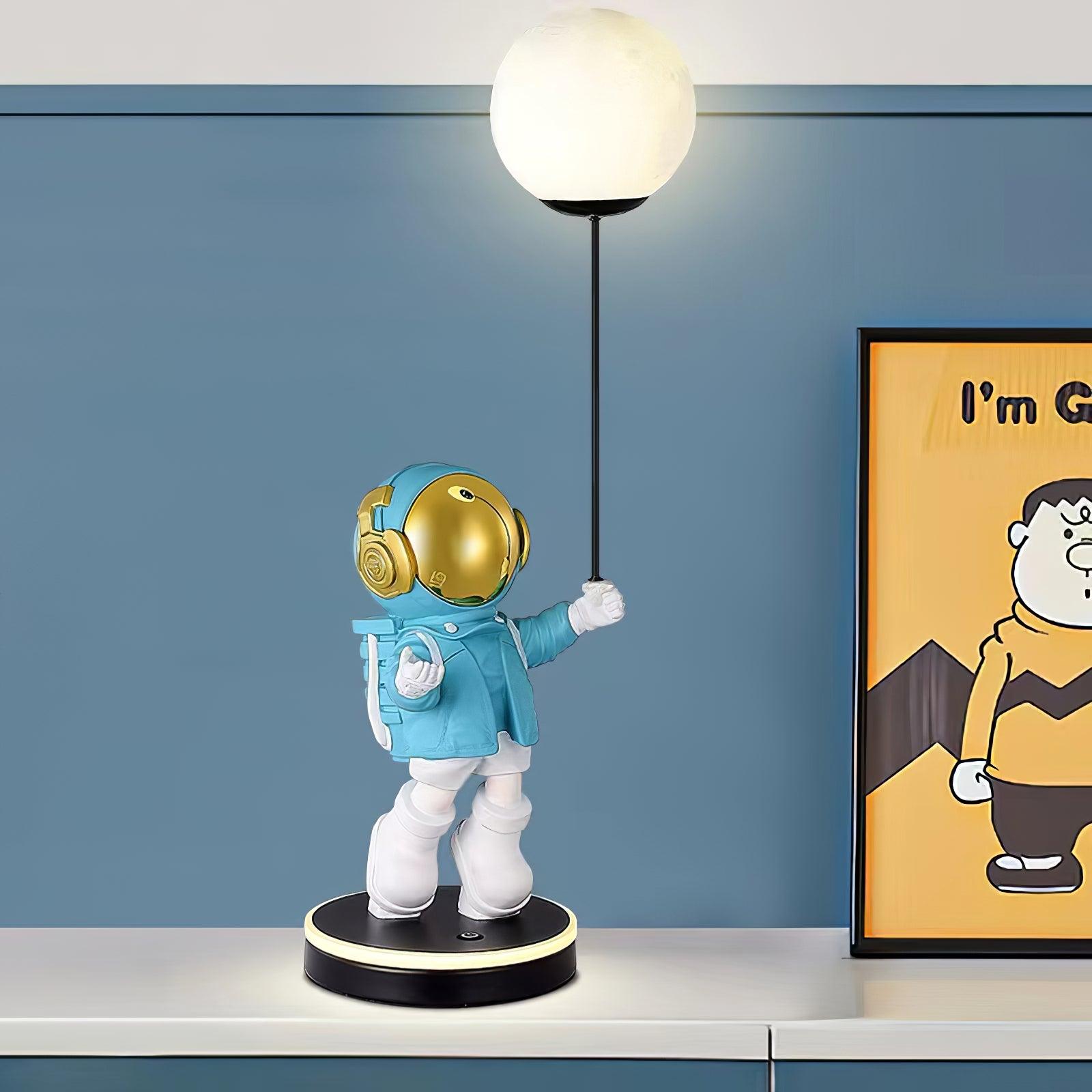 Resin Astronaut and Planet Lamp, Bedside Table Lamp, detail 3