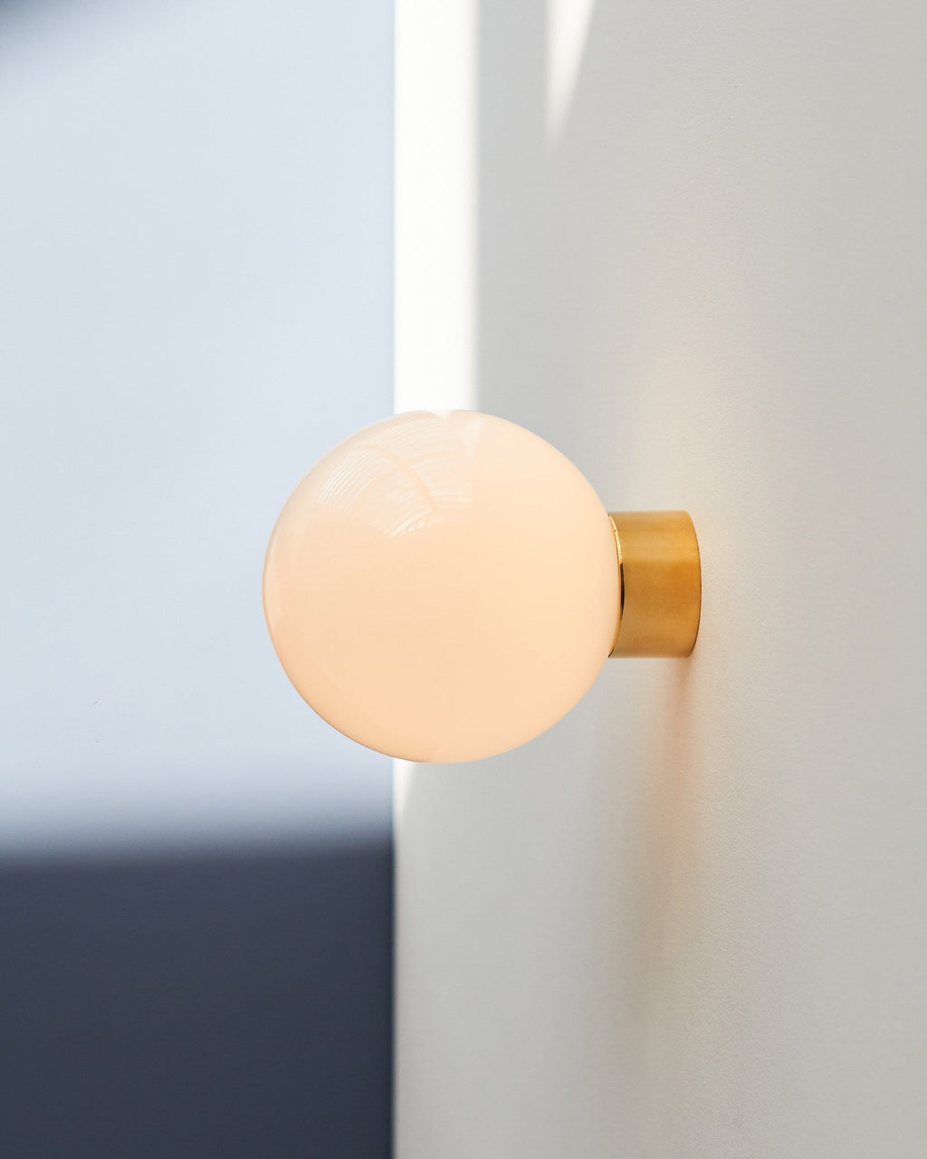 Aura Globe Glass Wall Light, Bathroom Wall Sconce, detail 4