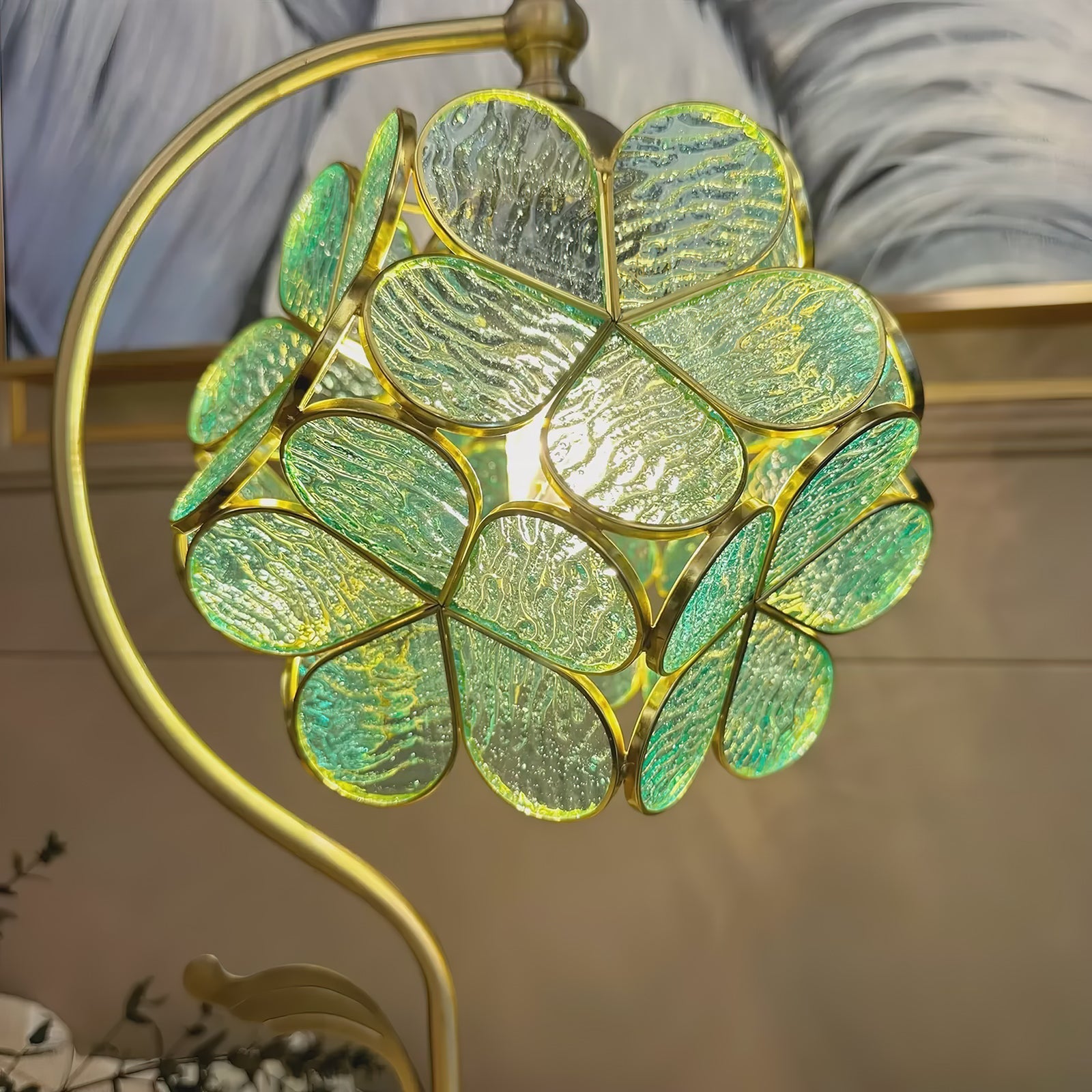 Aurelia Leaf Table Light, Bedside Table Lamp, detail 6