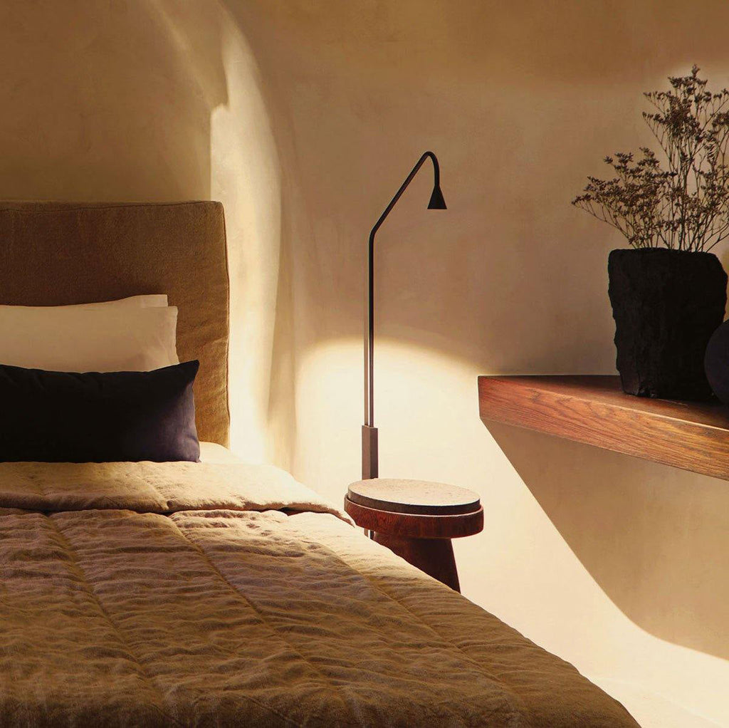 Pureform Wall Light, Plug-In Wall Sconce, detail 2