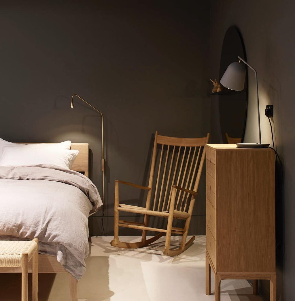 Pureform Wall Light, Plug-In Wall Sconce, detail 24