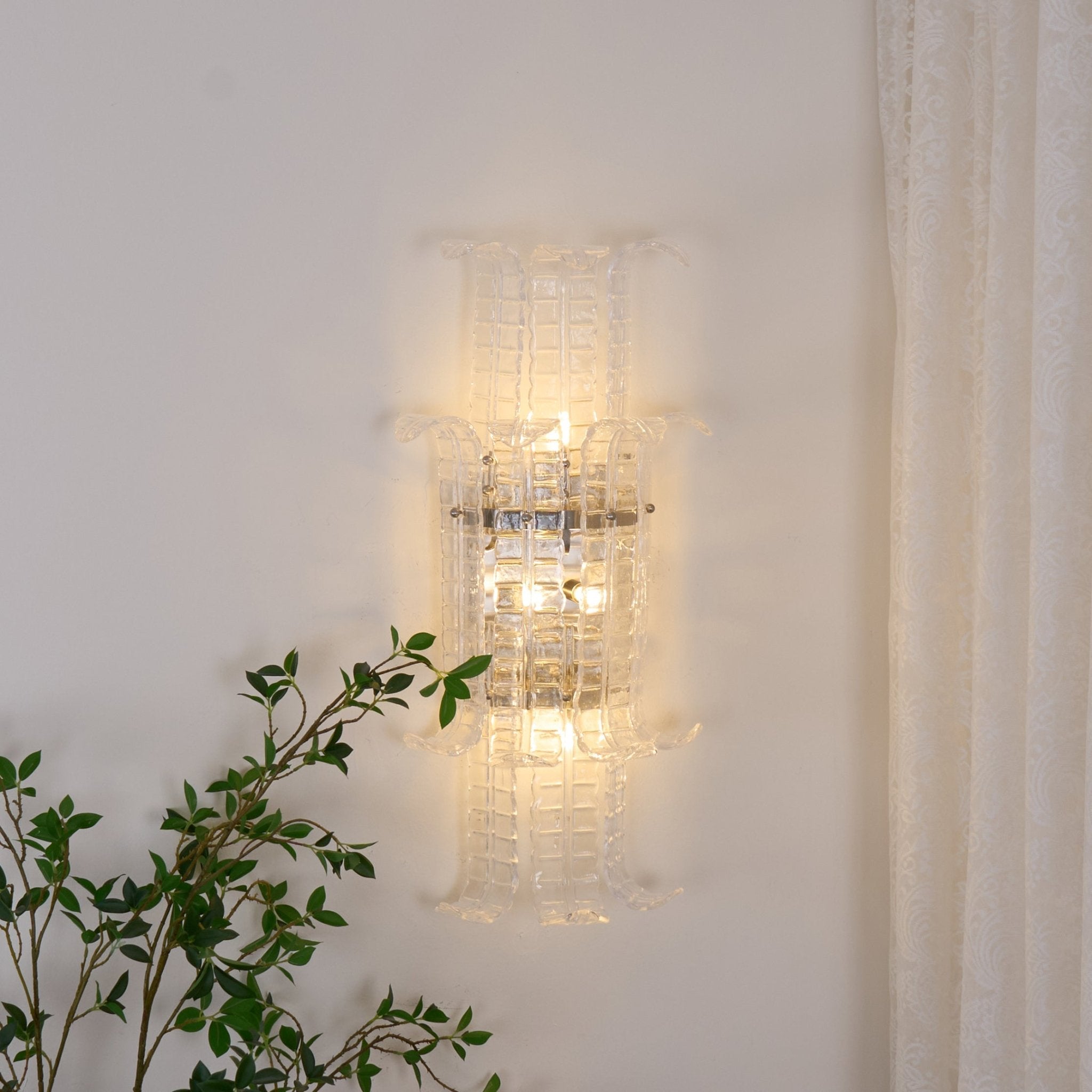 Aveline Murano Glass Wall Light, Hardwired Wall Sconce, detail 2