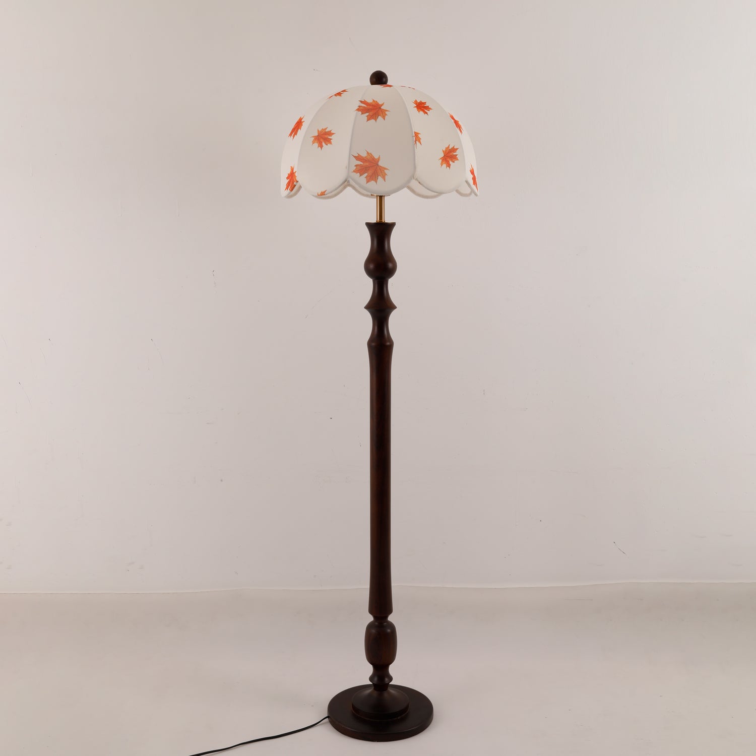 Avery Floor Light, Floor Lamp, detail 5