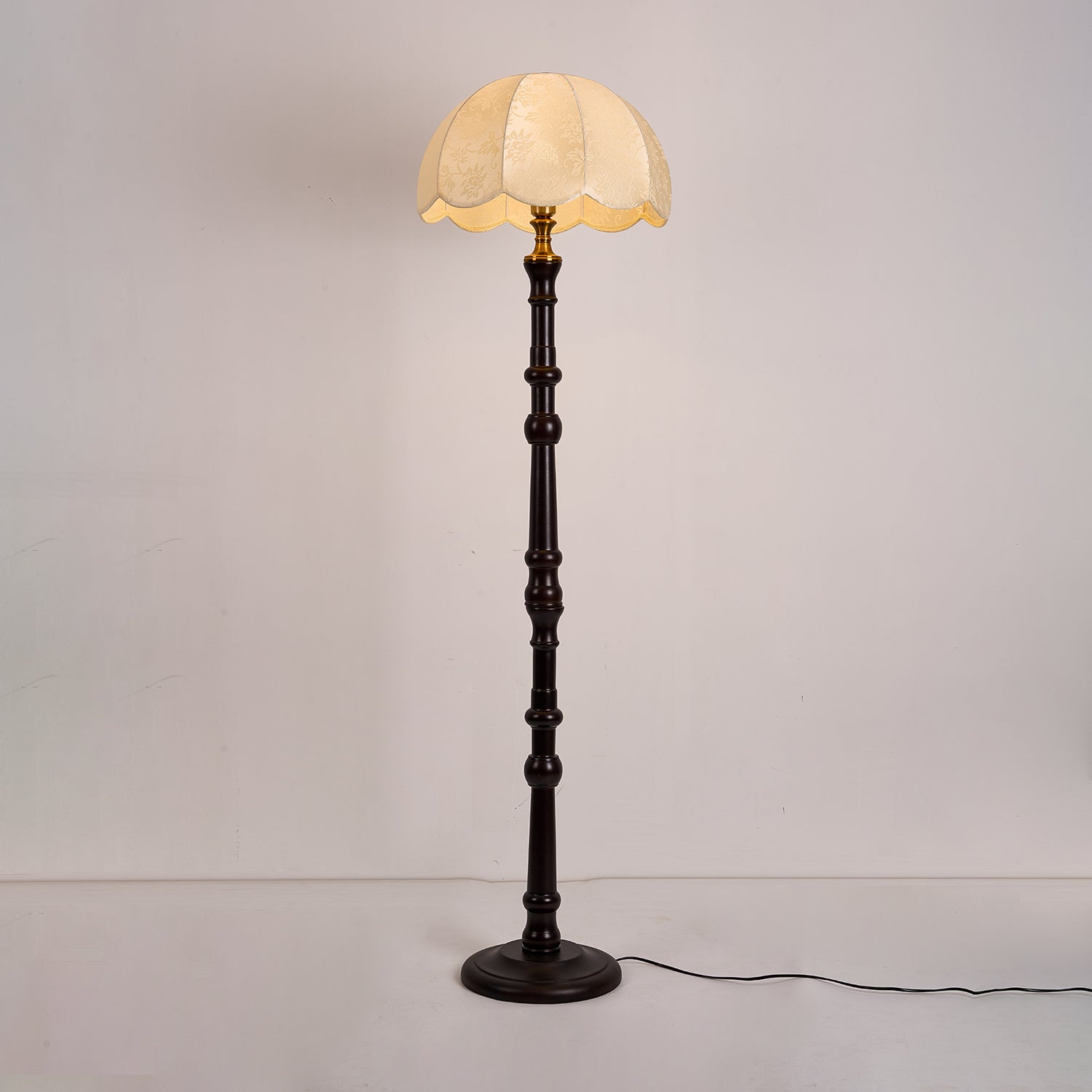 Belgravia Standing Light, Bedside Table Lamp, detail 3