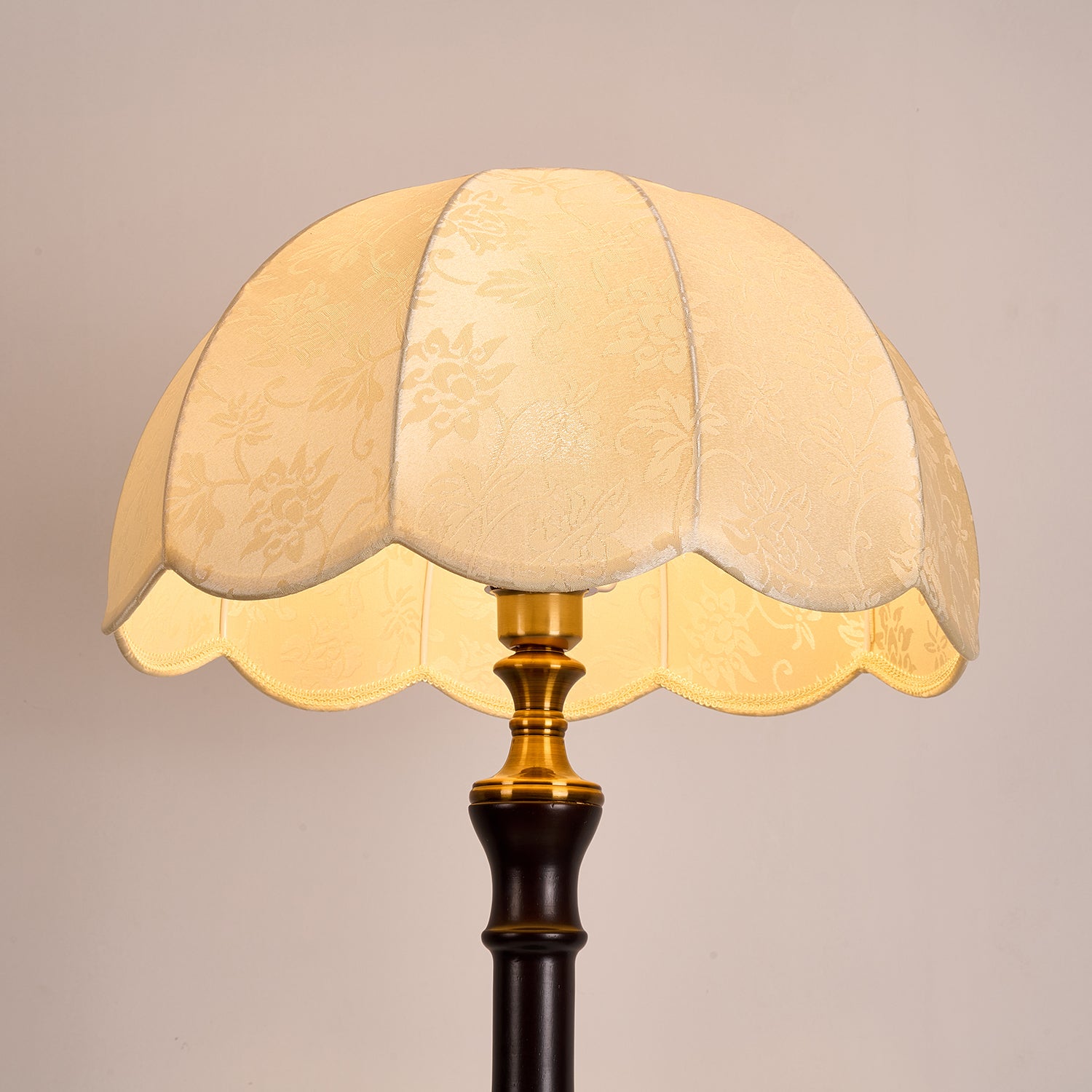 Belgravia Standing Light, Bedside Table Lamp, detail 8